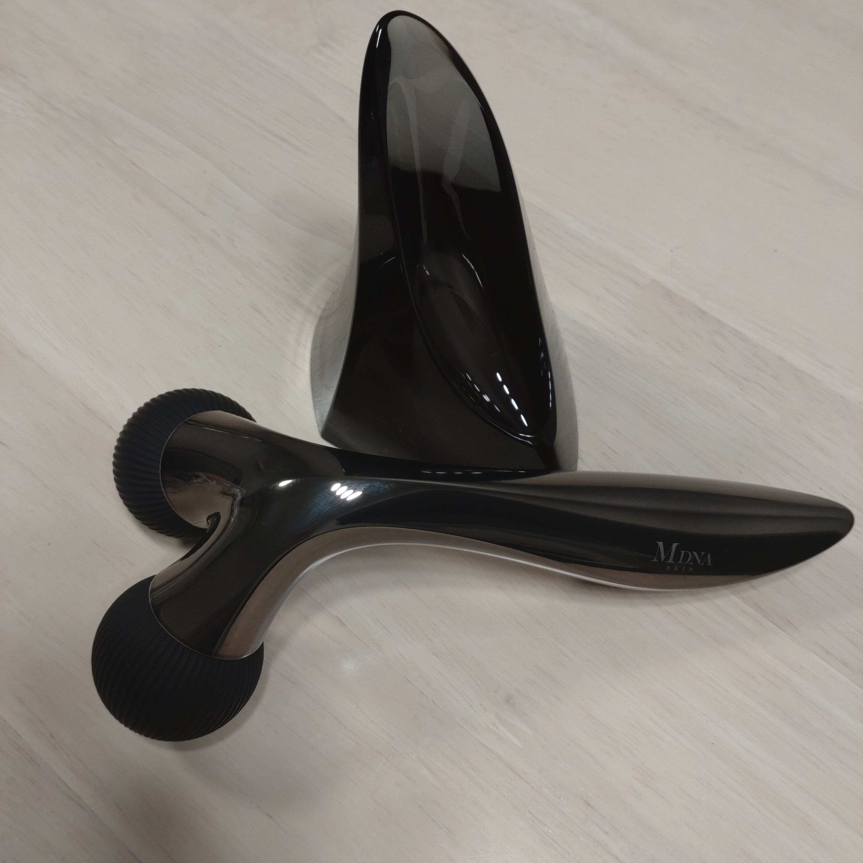 MDNA SKIN / ONYX BLACKの公式商品情報|美容・化粧品情報は MDNA SKIN / ONYX BLACKの公式商品情報|美容・化粧品情報は