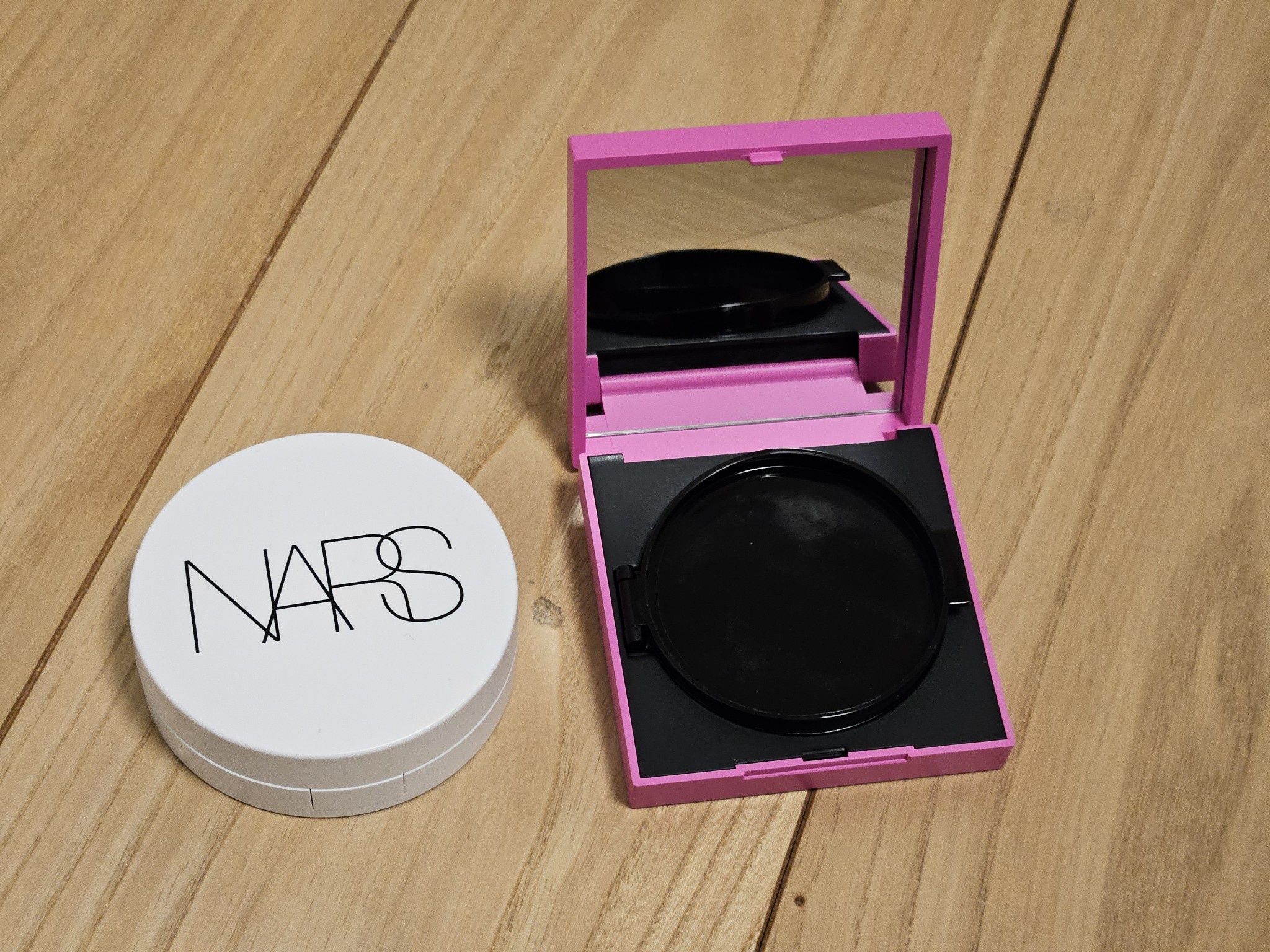 NARS / ナチュラルラディアント ロングウェア クッション