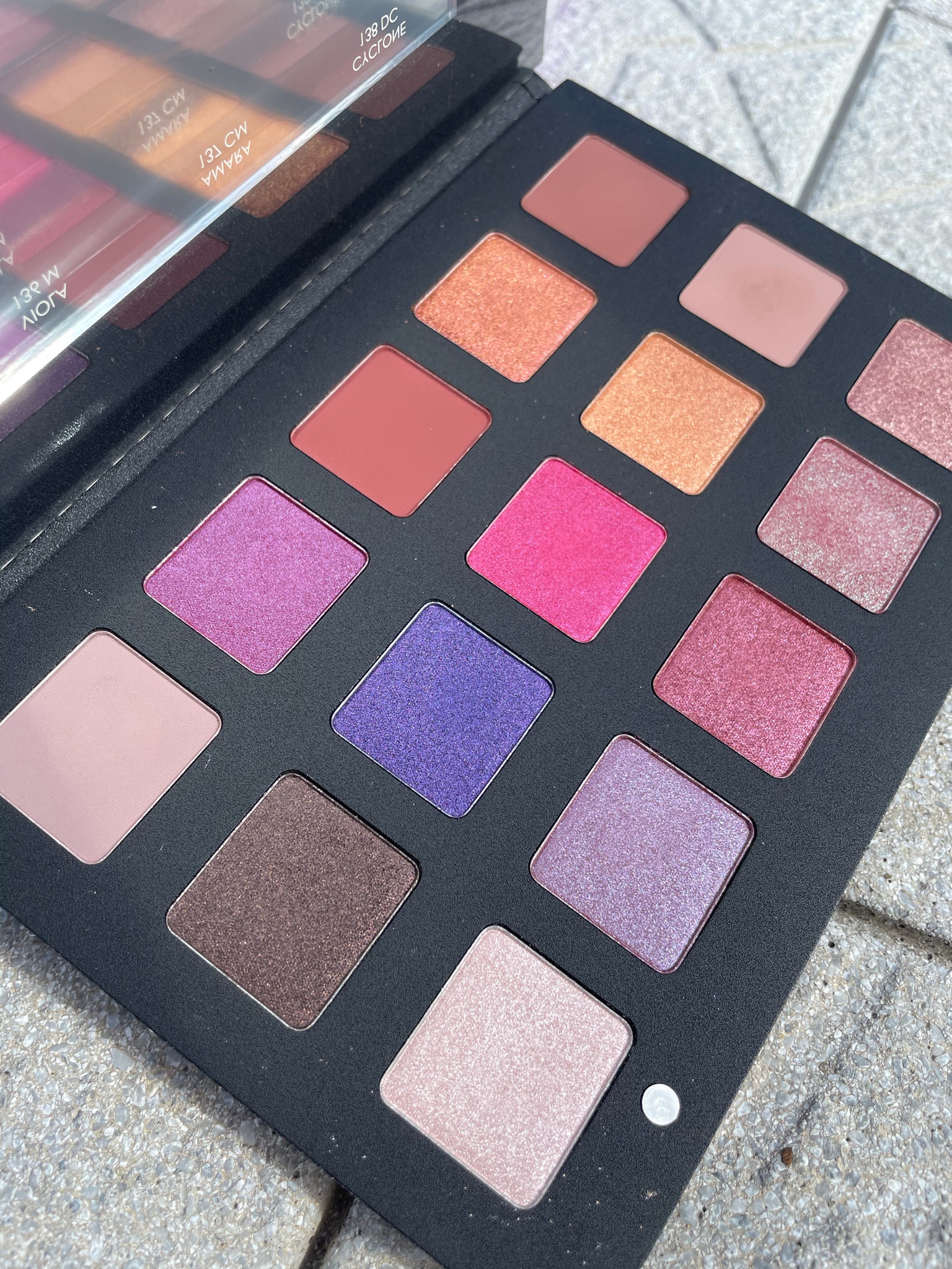 NATASHA DENONA / Lila Eyeshadow Palette リラ アイシャドウ パレット