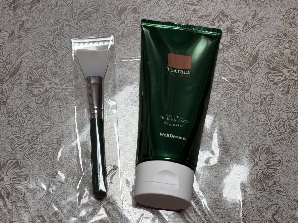 WELLDERMA / ティーツリーハーブピーリングパックの公式商品情報