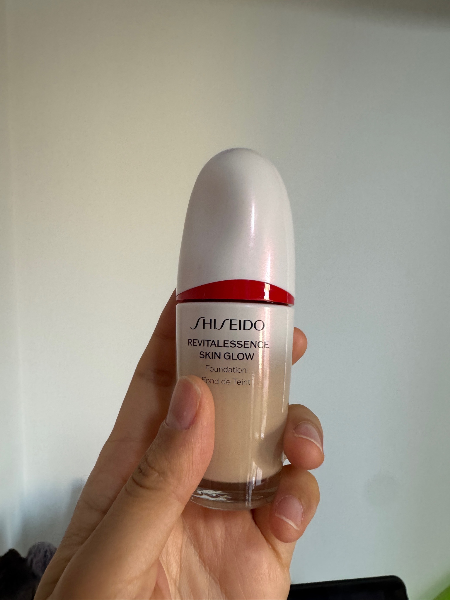 SHISEIDO / エッセンス スキングロウ ファンデーションの公式