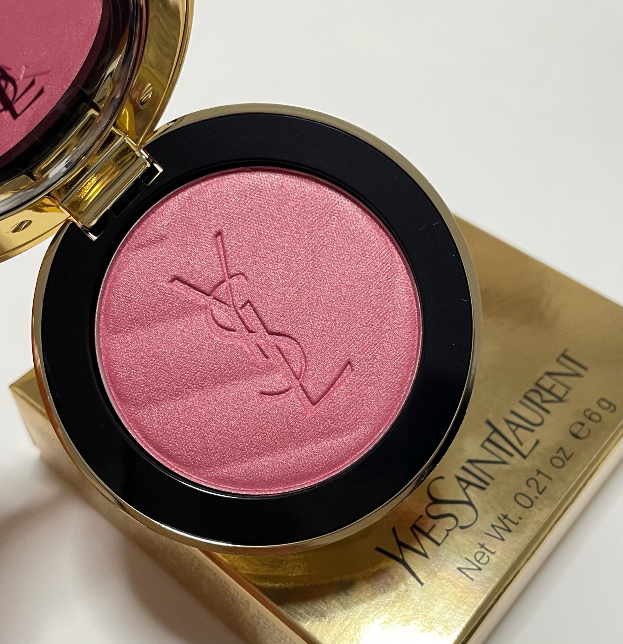 イヴ・サンローラン / YSL メイクミーブラッシュ パウダーの公式
