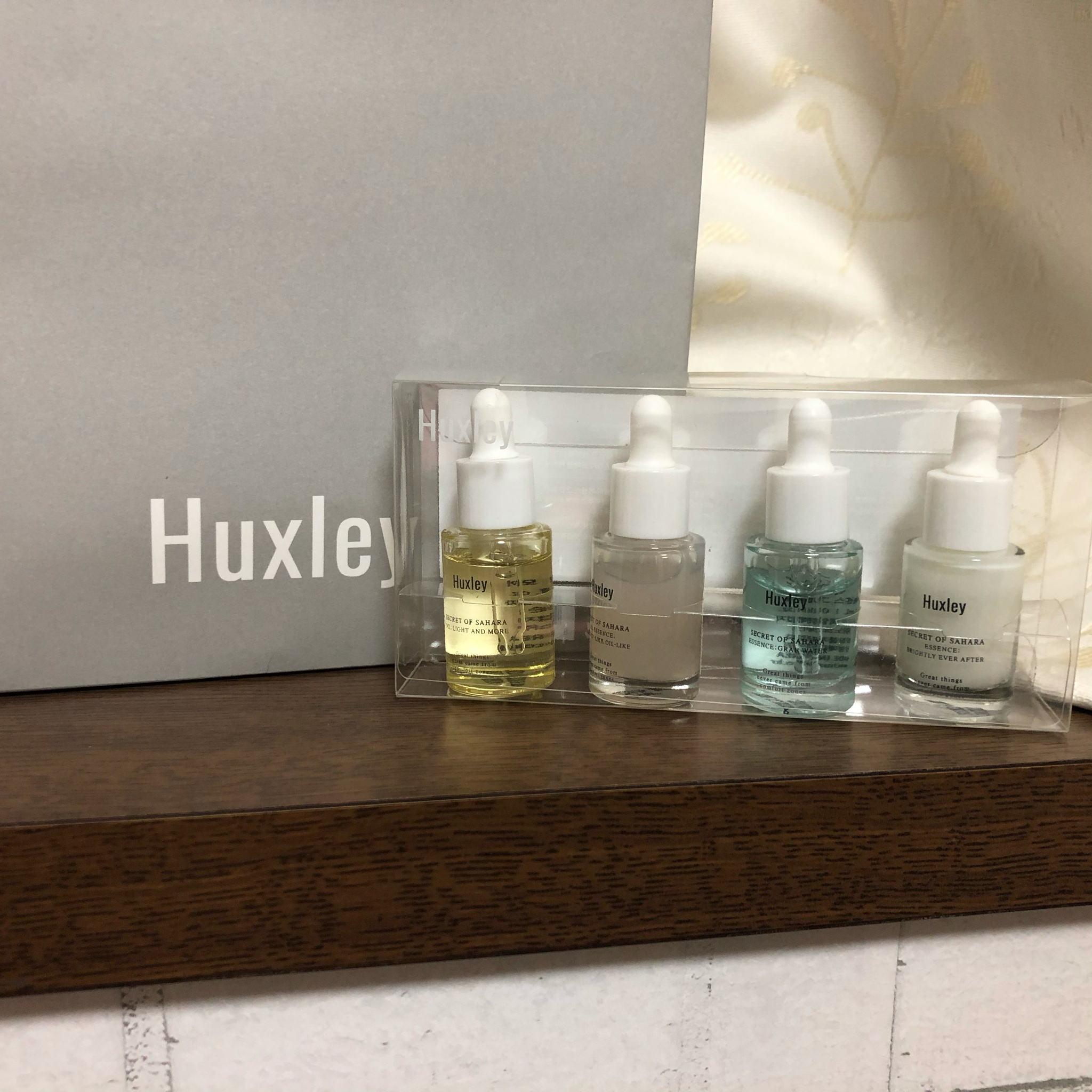 Huxley / エッセンスデラックスコンプリートセットの公式商品情報