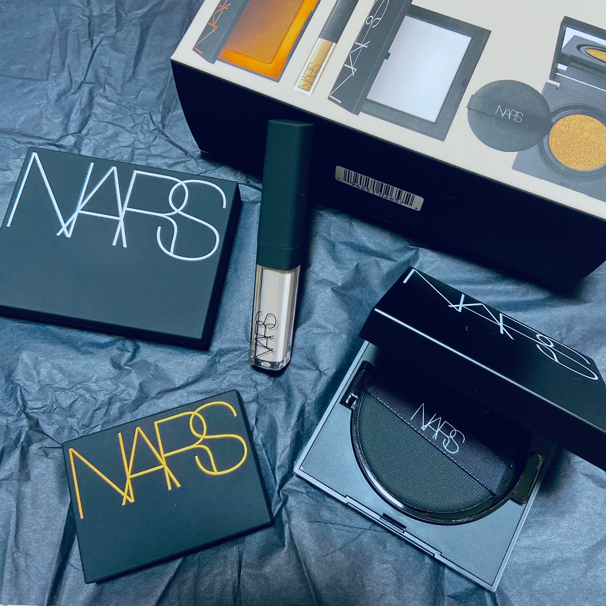 NARS / ラディアンス TO GO セットの公式商品情報｜美容・化粧品情報は