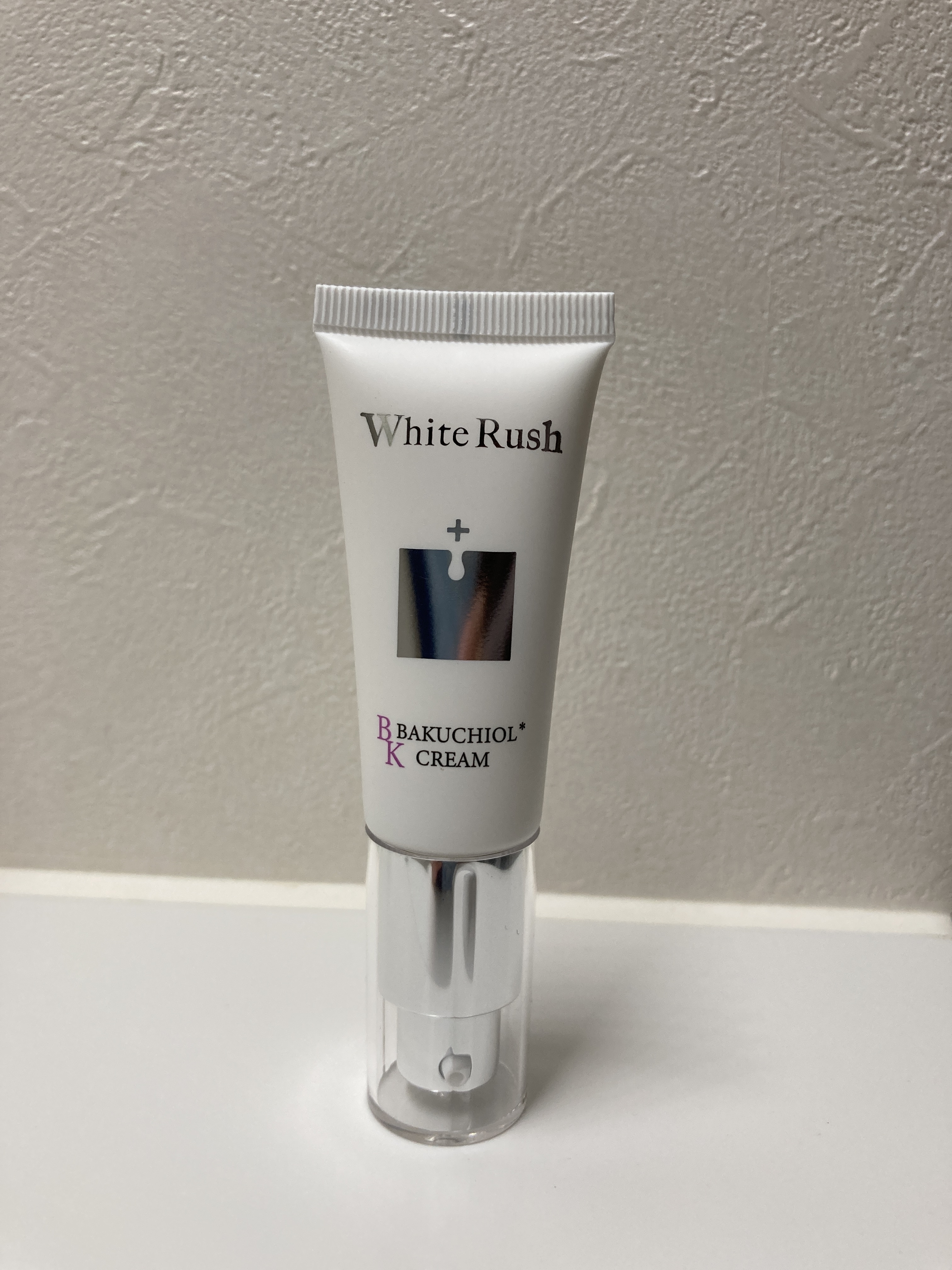 White Rush / バクシアモイスチャーアップクリームの公式商品