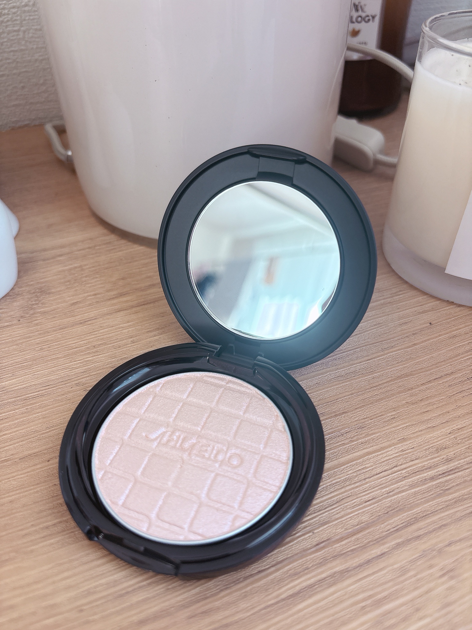 SHISEIDO / オーラデュウ プリズム イルミネーターの公式商品