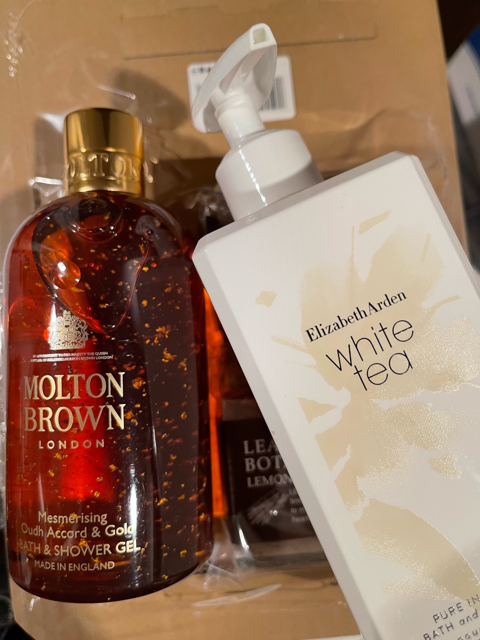 在庫処分大特価 BROWN ウード・アコード＆ゴールド MOLTON MOLTON