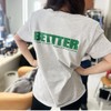 画像のTシャツ