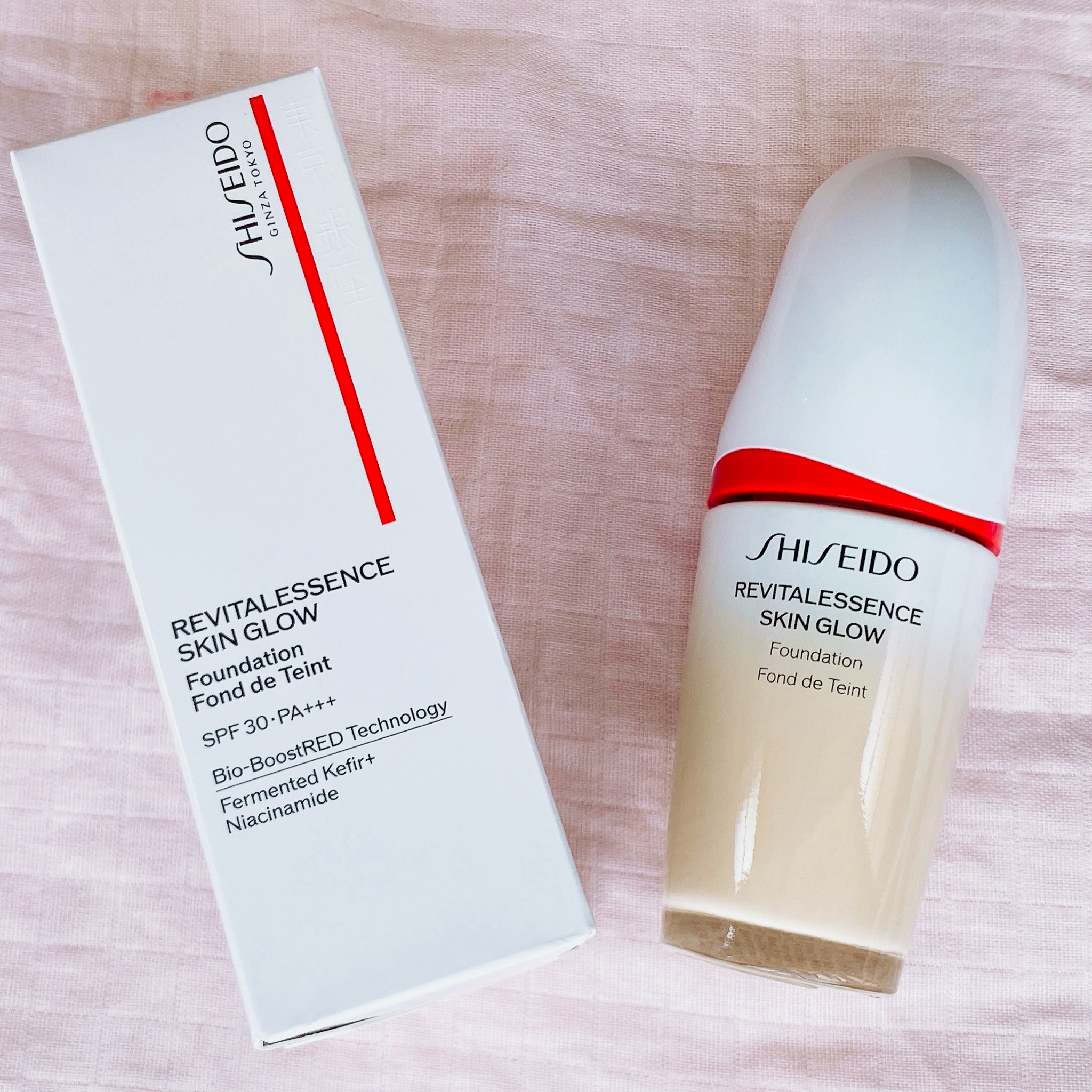 SHISEIDO / エッセンス スキングロウ ファンデーション 130 Opal