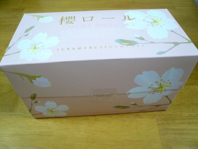 3 グラマシーニューヨーク 大阪高島屋店 桜色 櫻ロールケーキ だちよ さんのブログ Cosme アットコスメ
