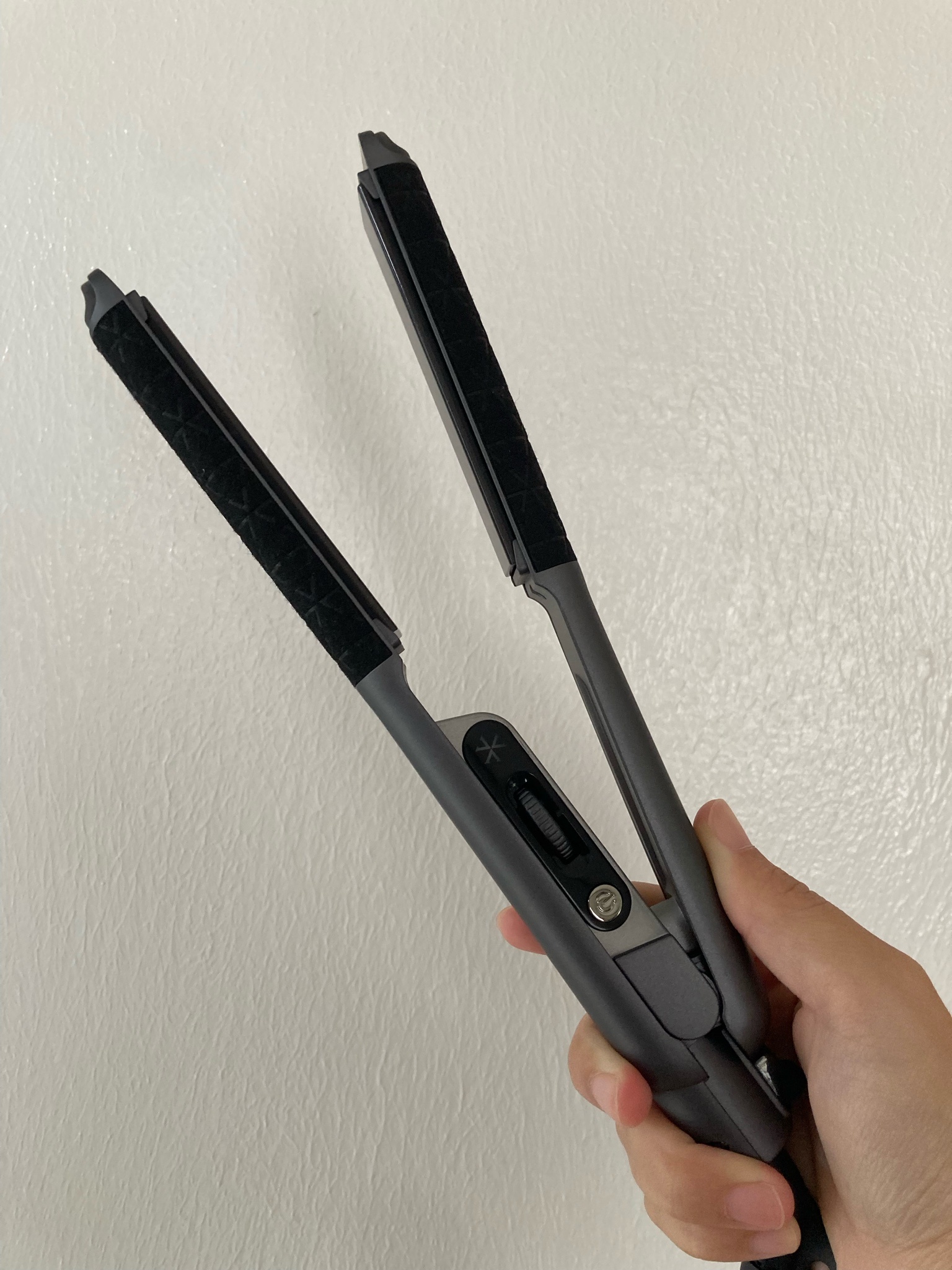 VENUSiS / ストレートヘアアイロンVAS-5300の公式商品情報|美容 VENUSiS / ストレートヘアアイロンVAS-5300の公式商品情報|美容