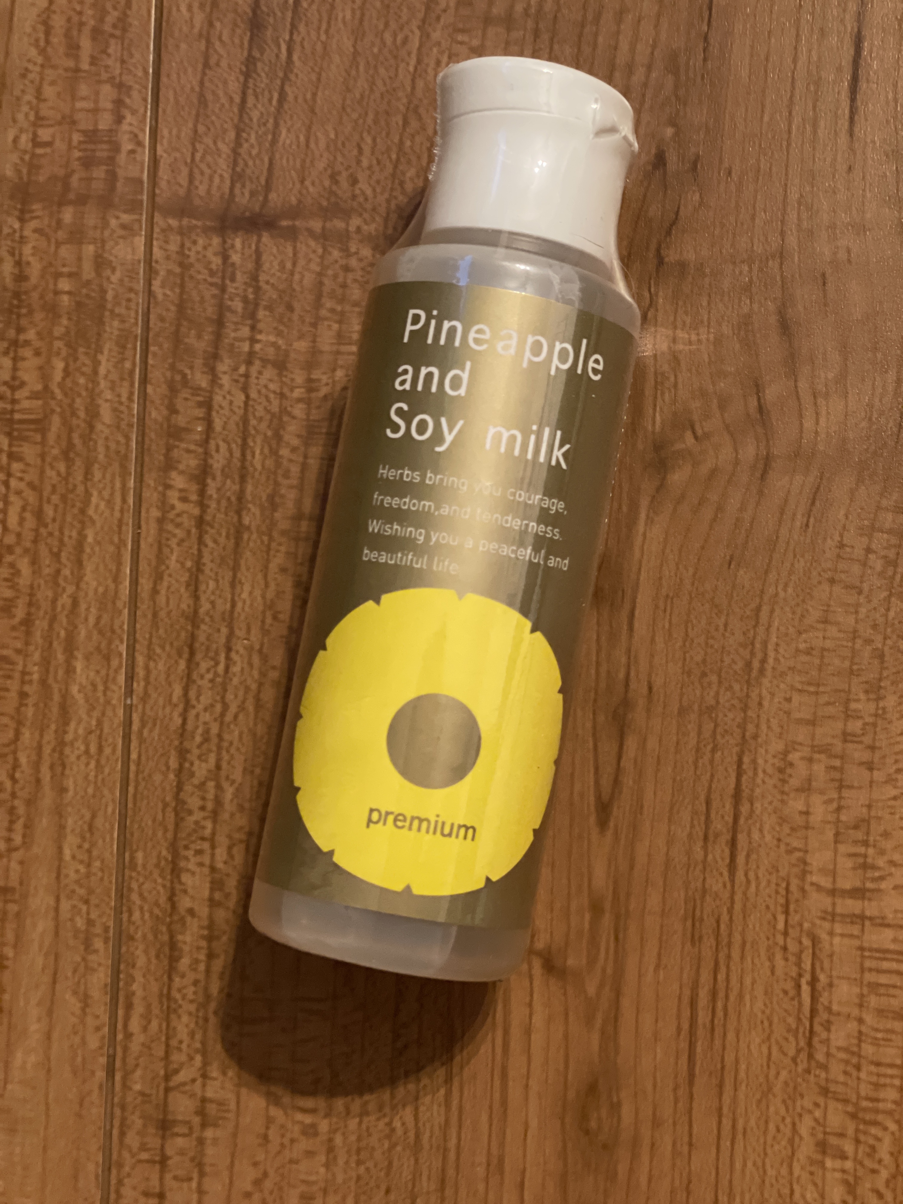 鈴木ハーブ研究所 / パイナップル豆乳ローションプレミアムの公式商品 