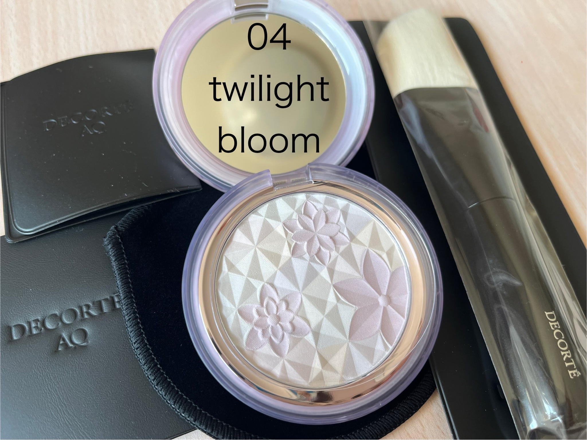 AQ オーラ リフレクター 04 twilight bloom / DECORTÉ(コスメ