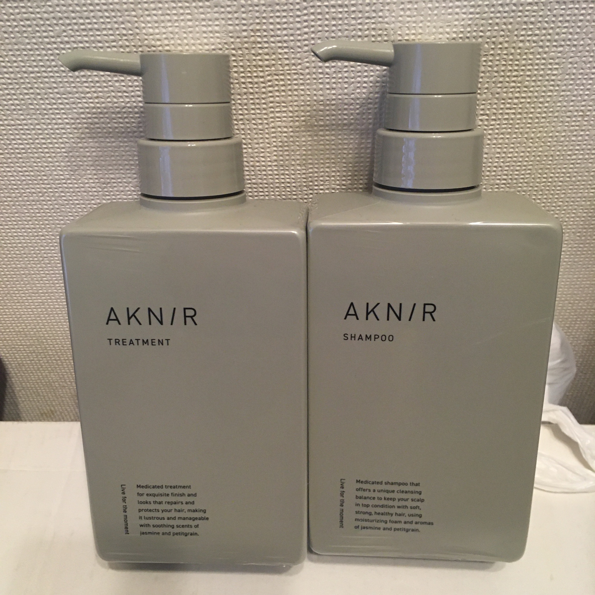 AKNIR(アクニー) / 薬用ヘアシャンプー＆トリートメントの公式商品情報