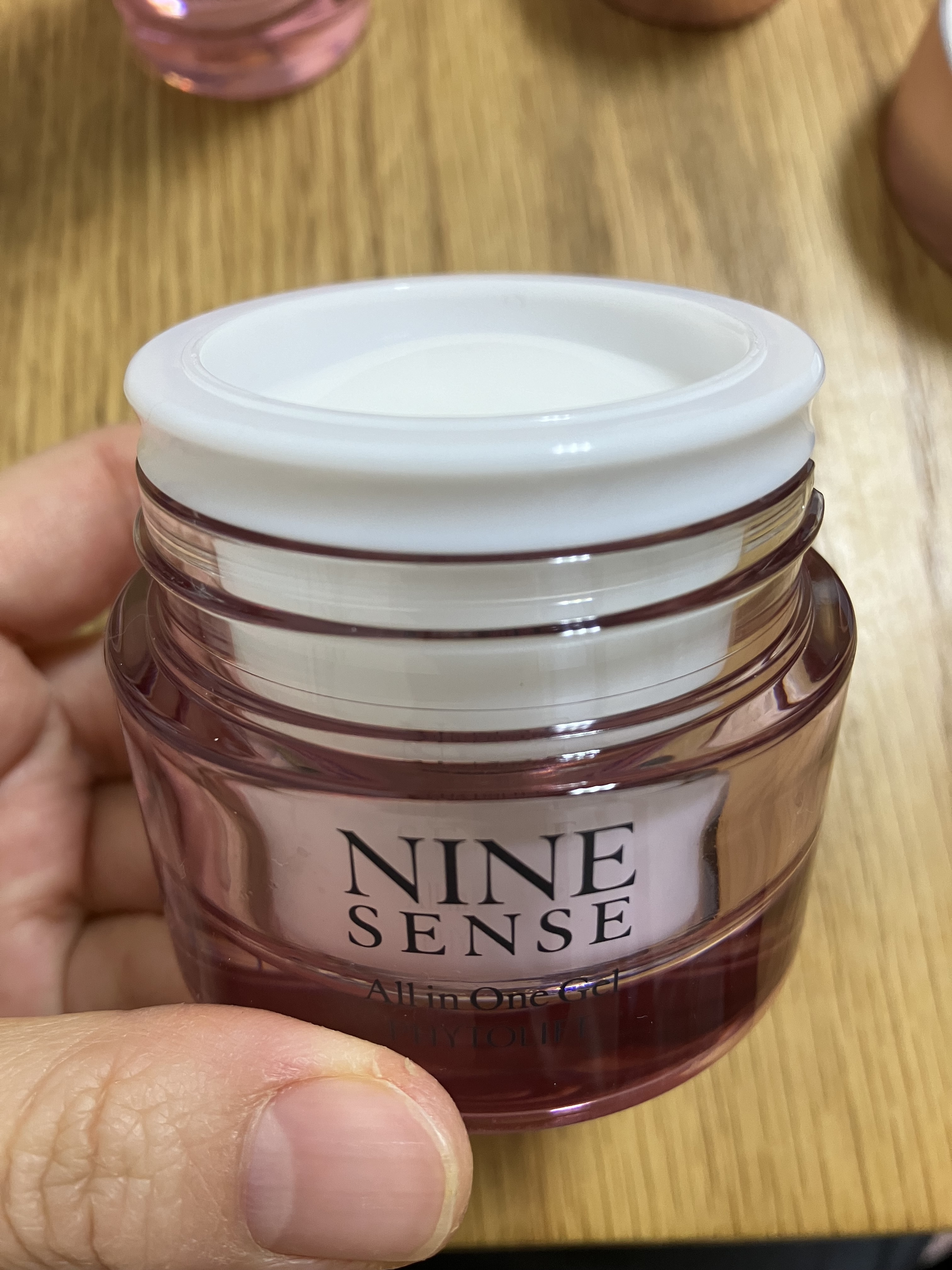 NINE SENSE PHYTOLIFT / ナインセンス オールインワンジェルの公式商品