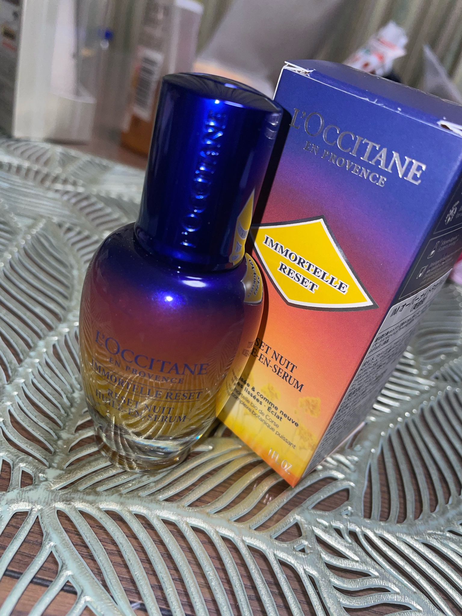 100%新品お得 L'OCCITANE☆イモーテル オーバーナイトリセットセラム