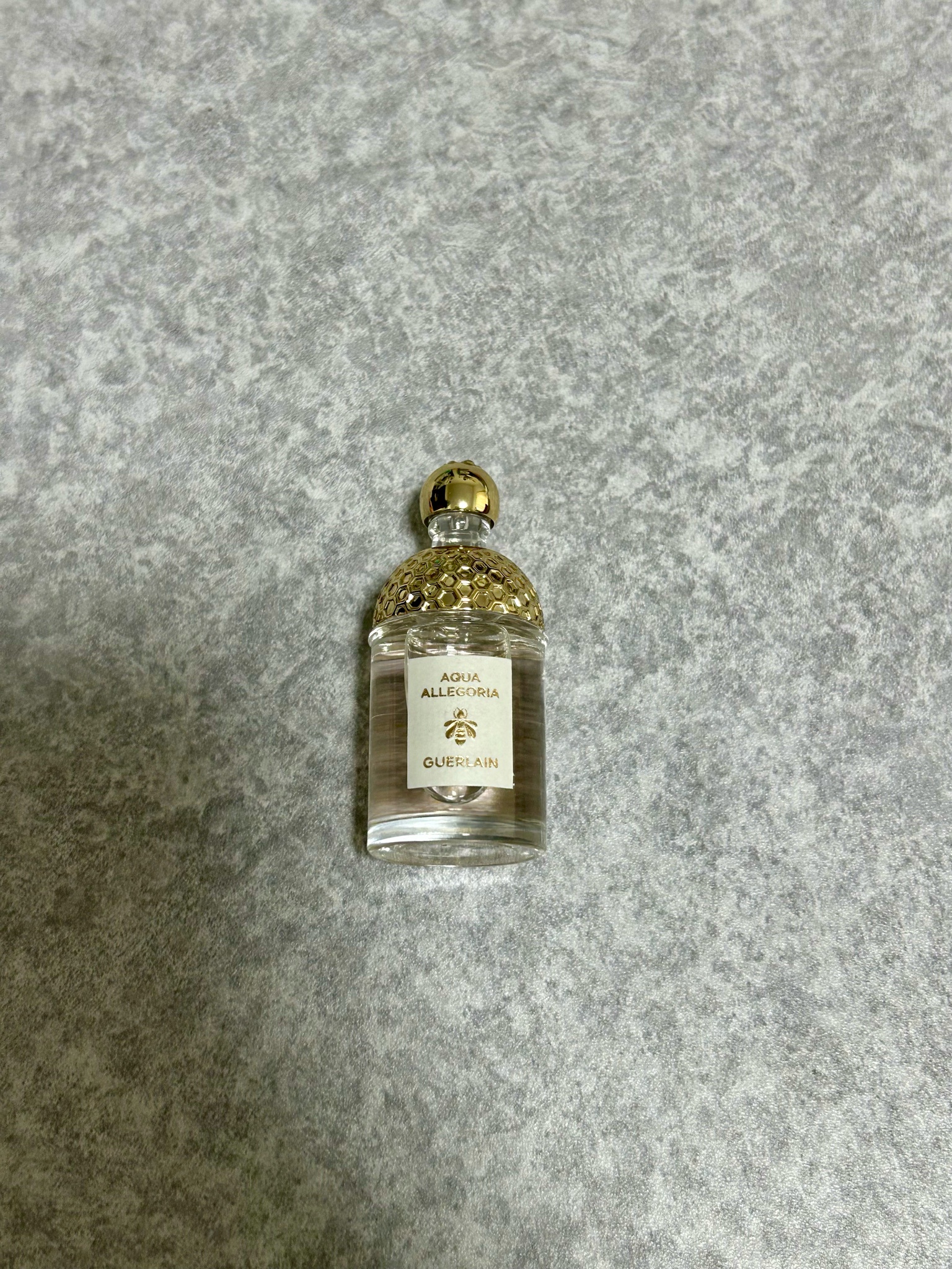ゲラン / アクア アレゴリア フォルテ ローザ ロッサの公式商品
