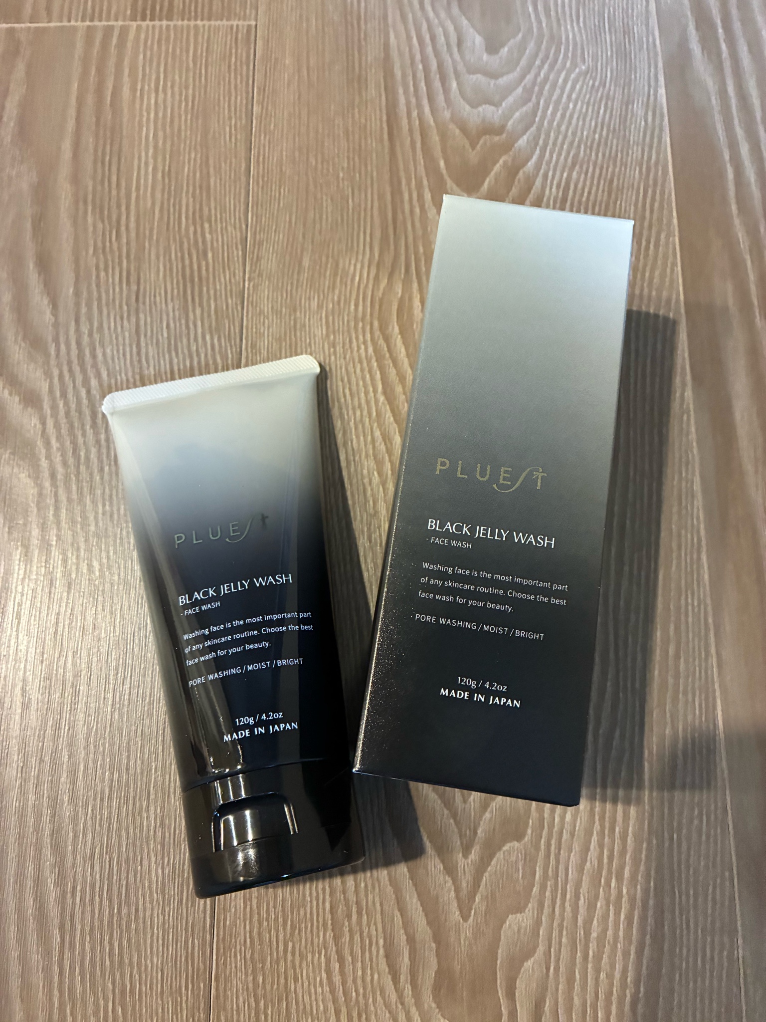 PLUEST(プルエスト) / Black Jelly Wash 120gの公式商品情報