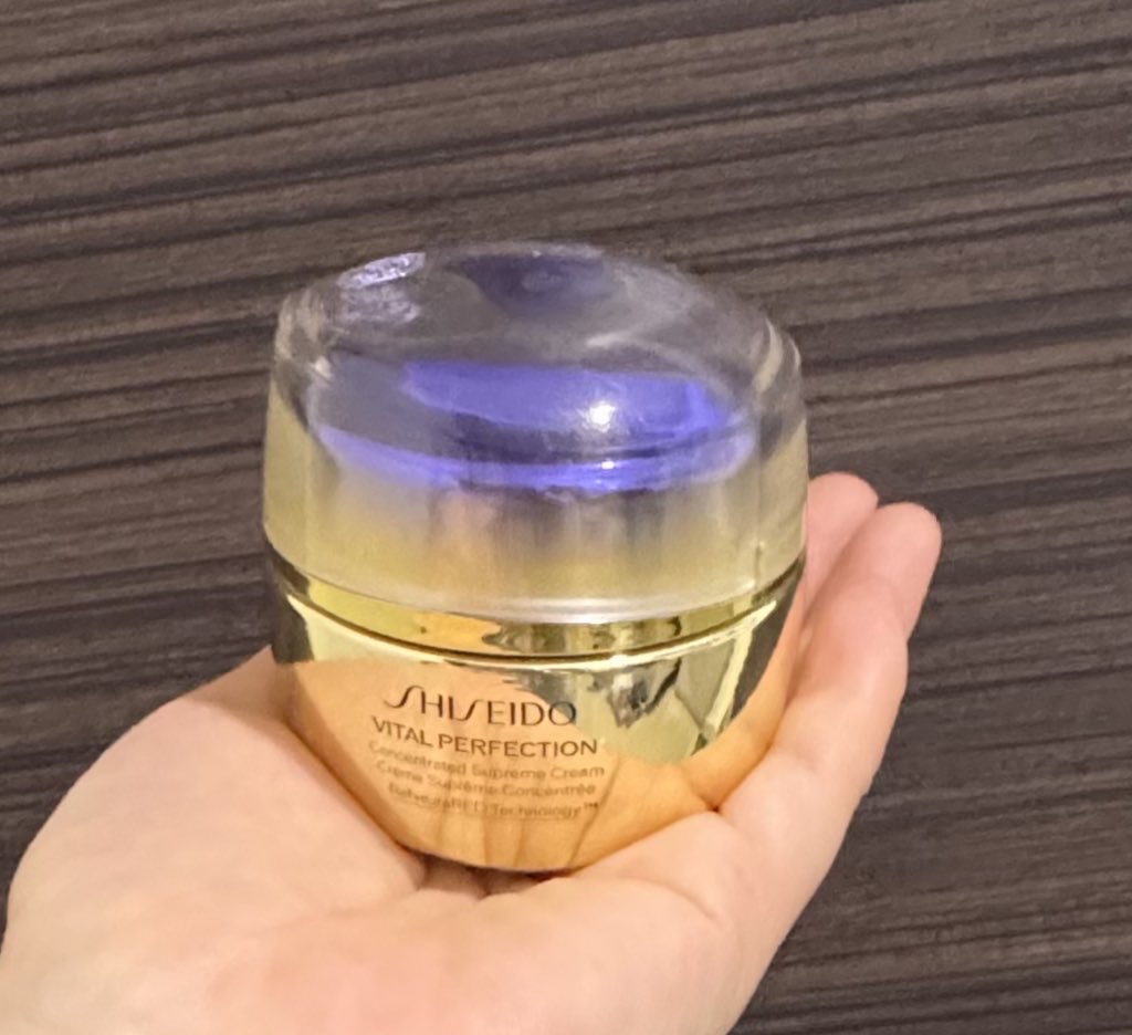 SHISEIDO / バイタルパーフェクション シュプリームクリーム