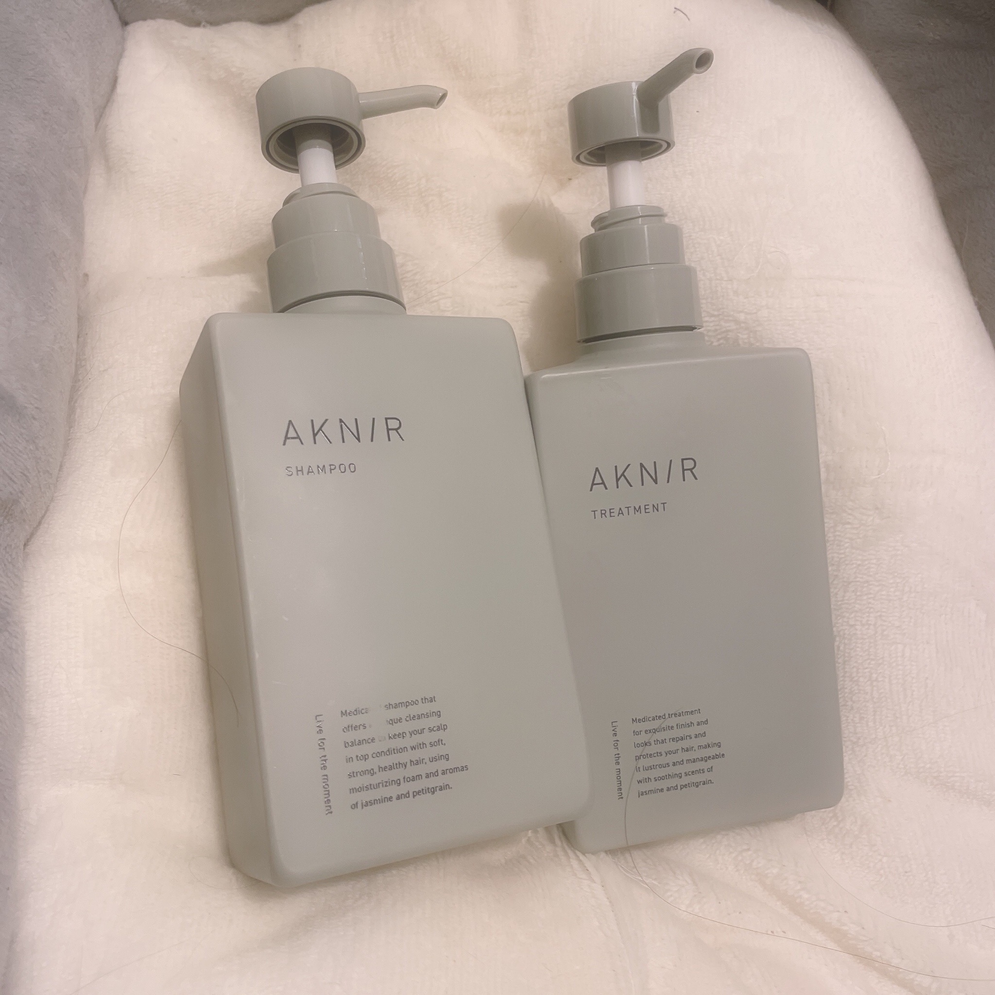 新作商品 AKNIR アクニー 薬用シャンプー&トリートメント&美容液 ヘアケア