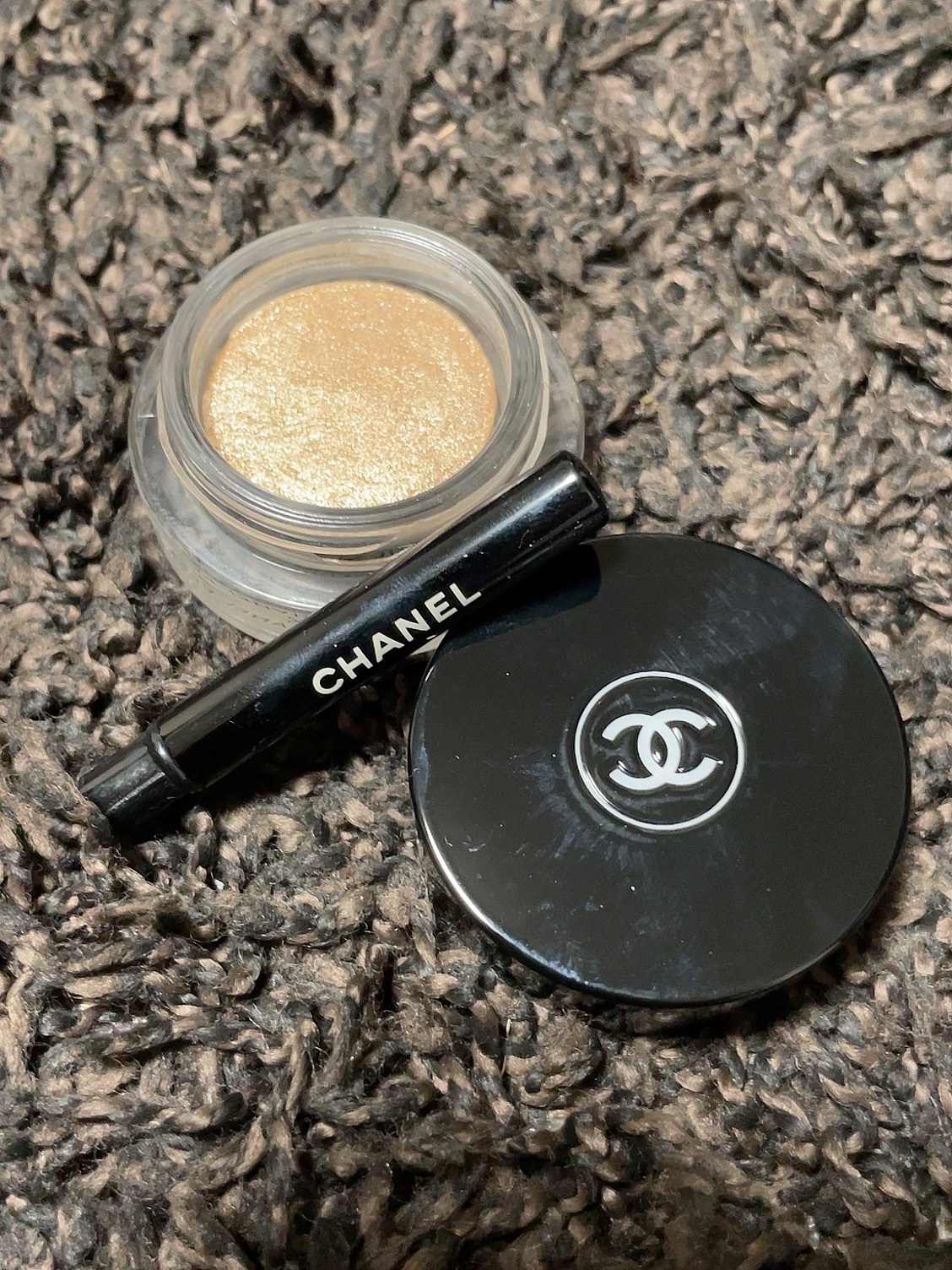 CHANEL イリュージョンドンブル90 コンヴォワティーズ アイシャドウ