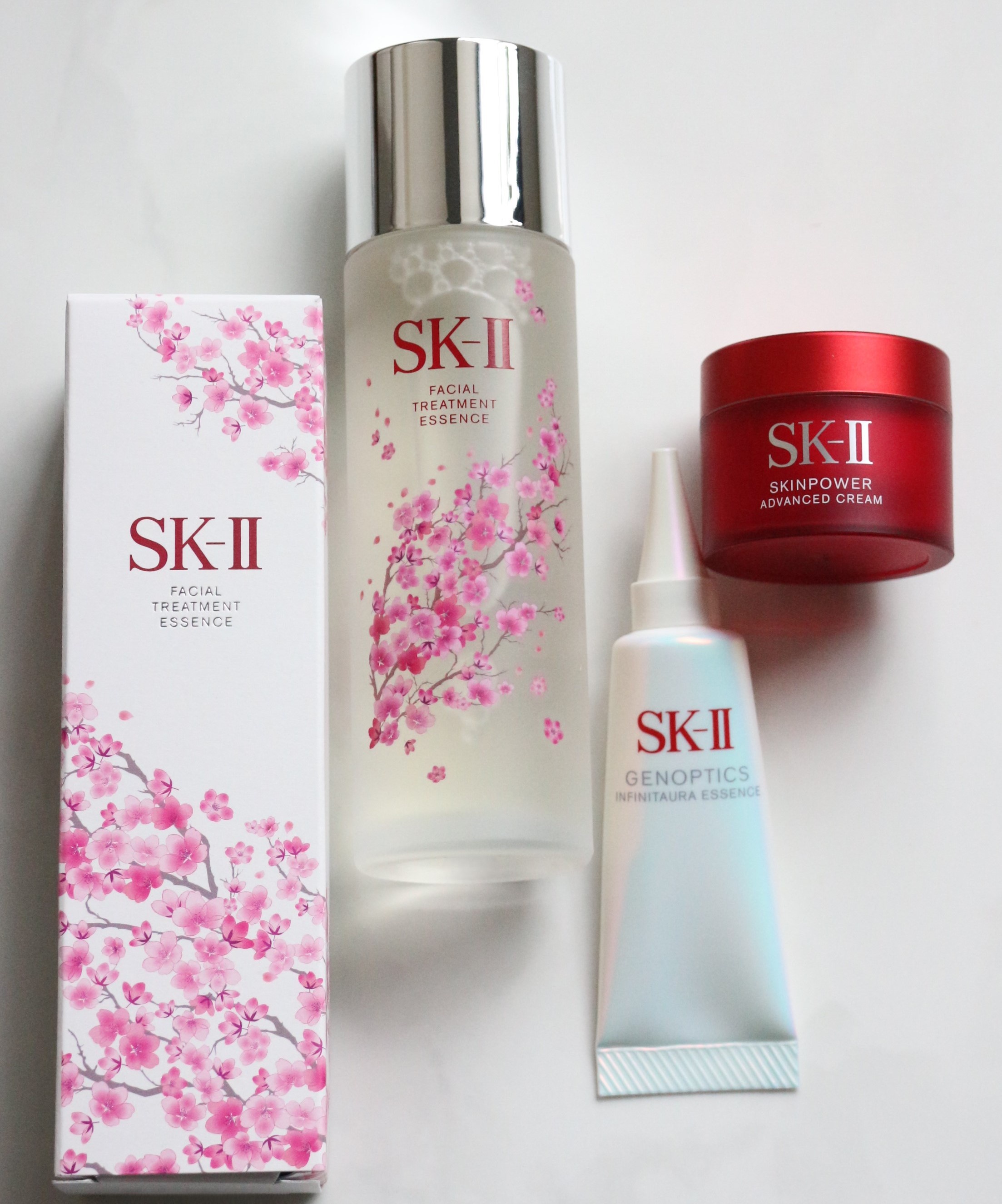 SK-II / ジェノプティクス インフィニットオーラ エッセンスの SK-II / ジェノプティクス インフィニットオーラ エッセンスの