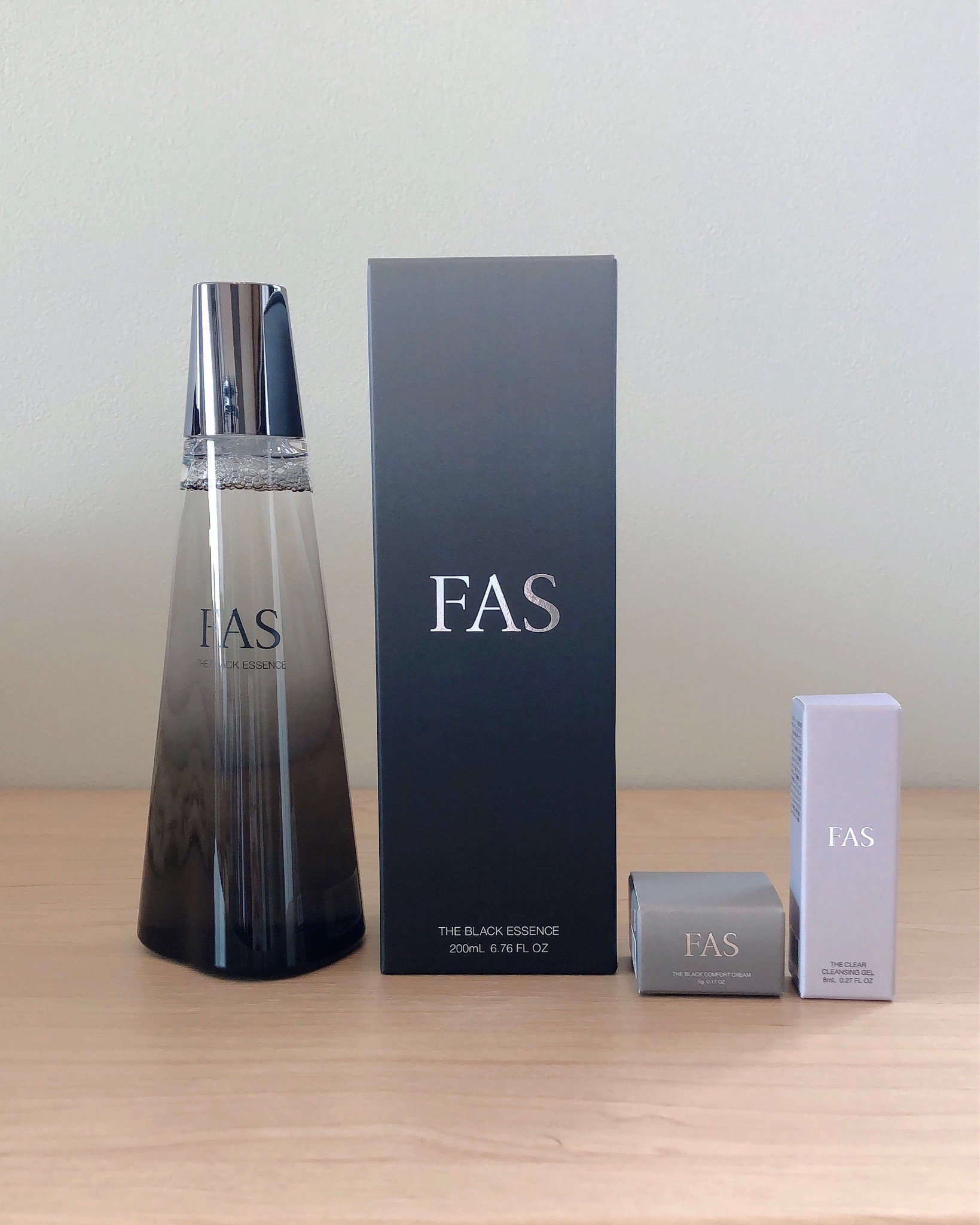 FAS THE BLACK ESSENCE | 発酵科学スキンケア FAS