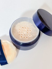 雪肌精 / 雪肌精 みやび フェイスパウダーの公式商品情報｜美容 