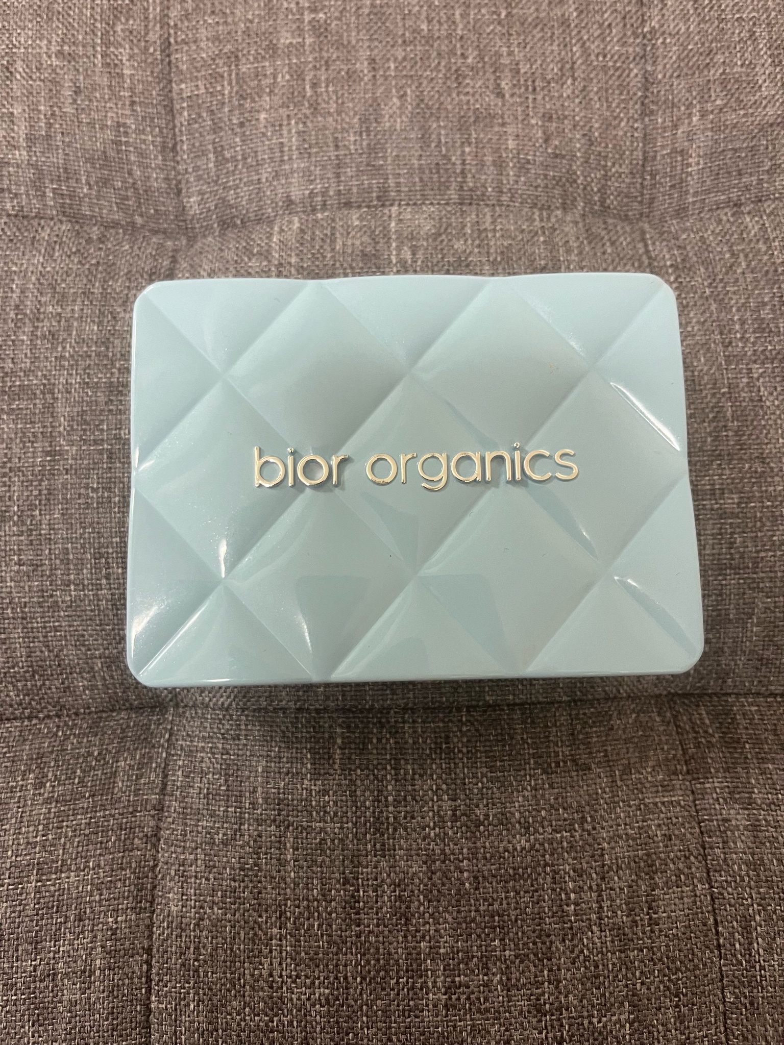 bior organics / オーガニックアクア エアレスクッションの公式