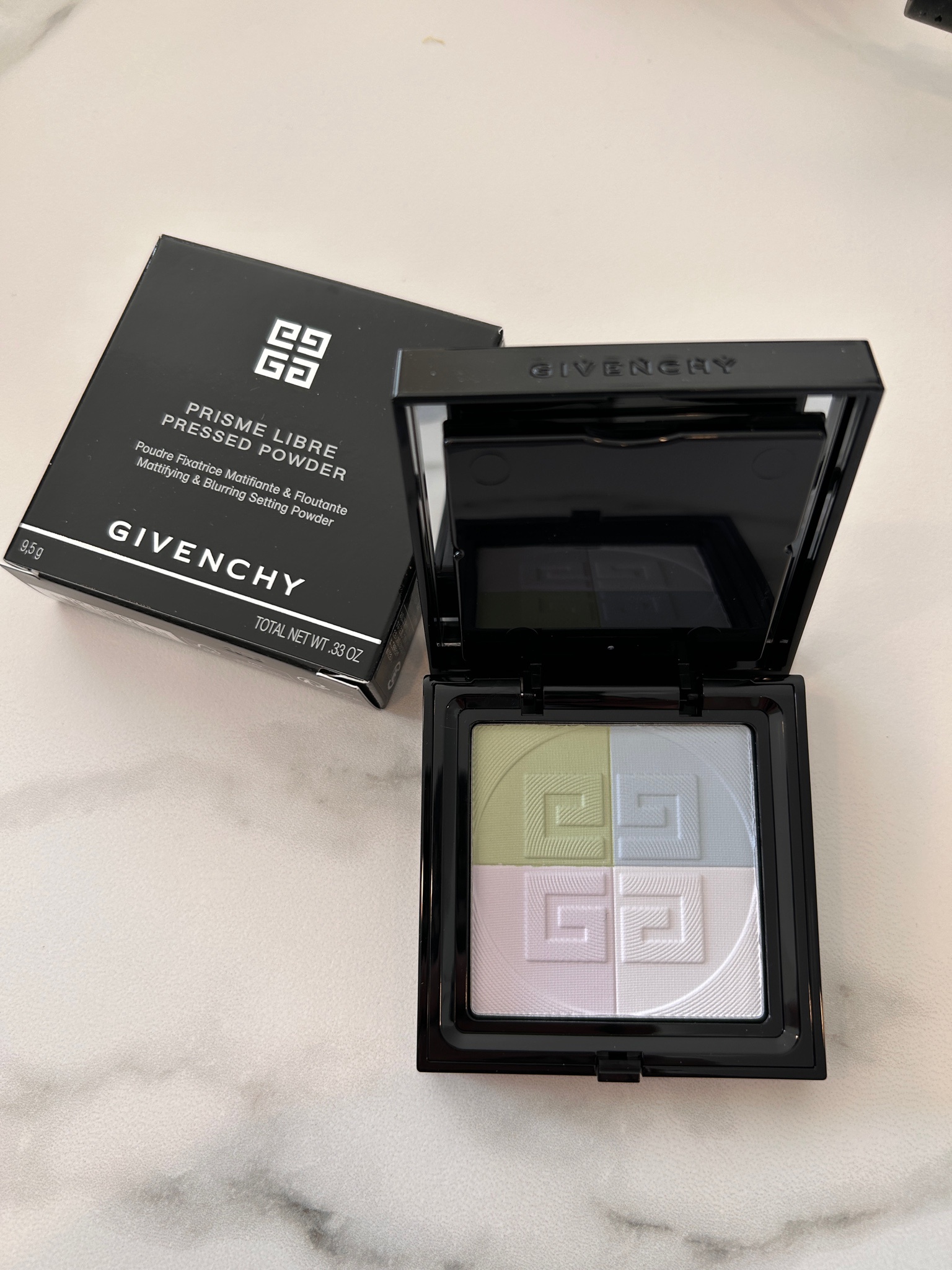 プリズムリーブルプレストパウダー パステルシフォン ジバンシイGIVENCHY プリズム・リーブル・プレストパウダー / ジバンシイ(プレスト