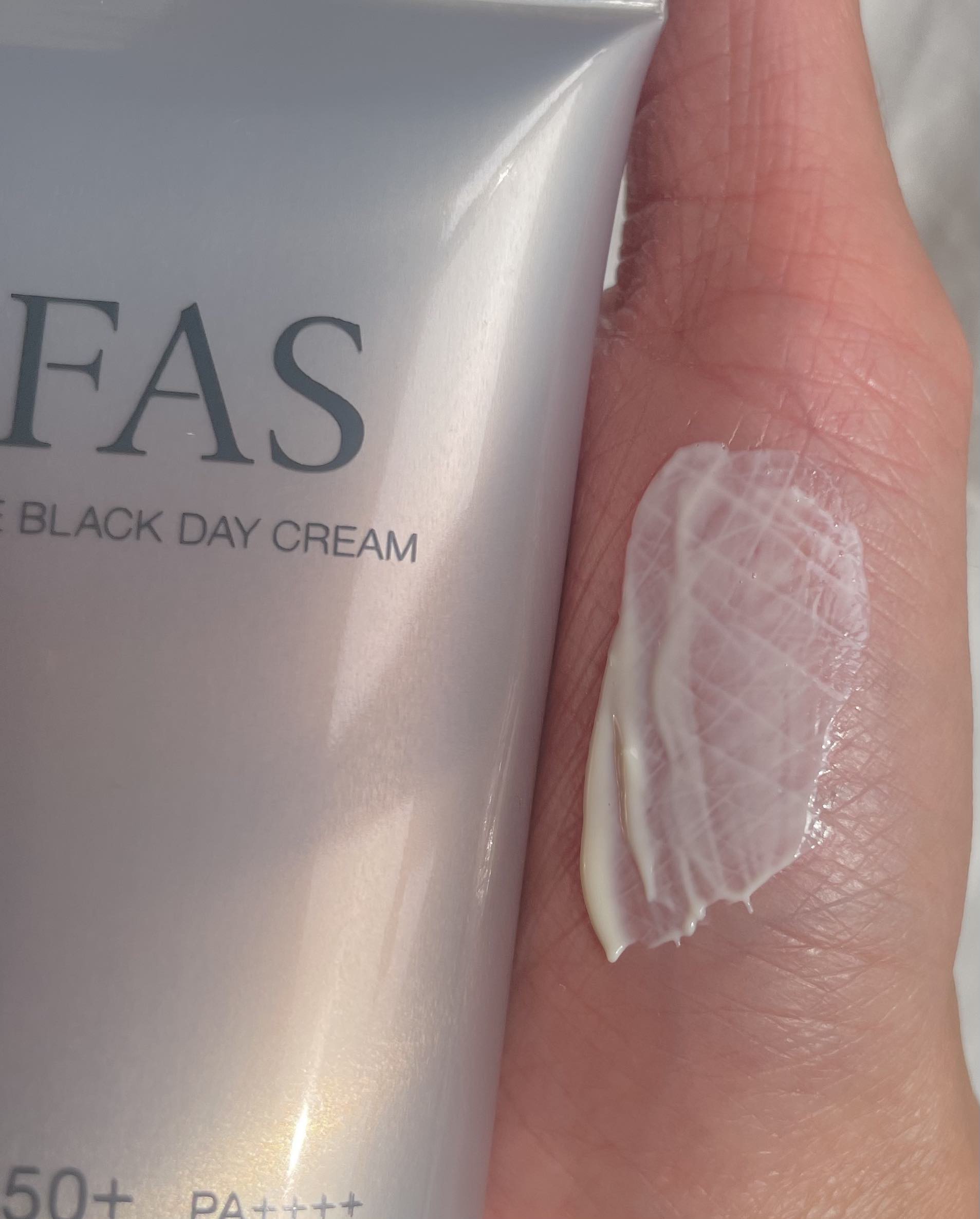 FAS / FAS ザ ブラック デイ クリームの公式商品情報|美容 FAS / FAS ザ ブラック デイ クリームの公式商品情報|美容