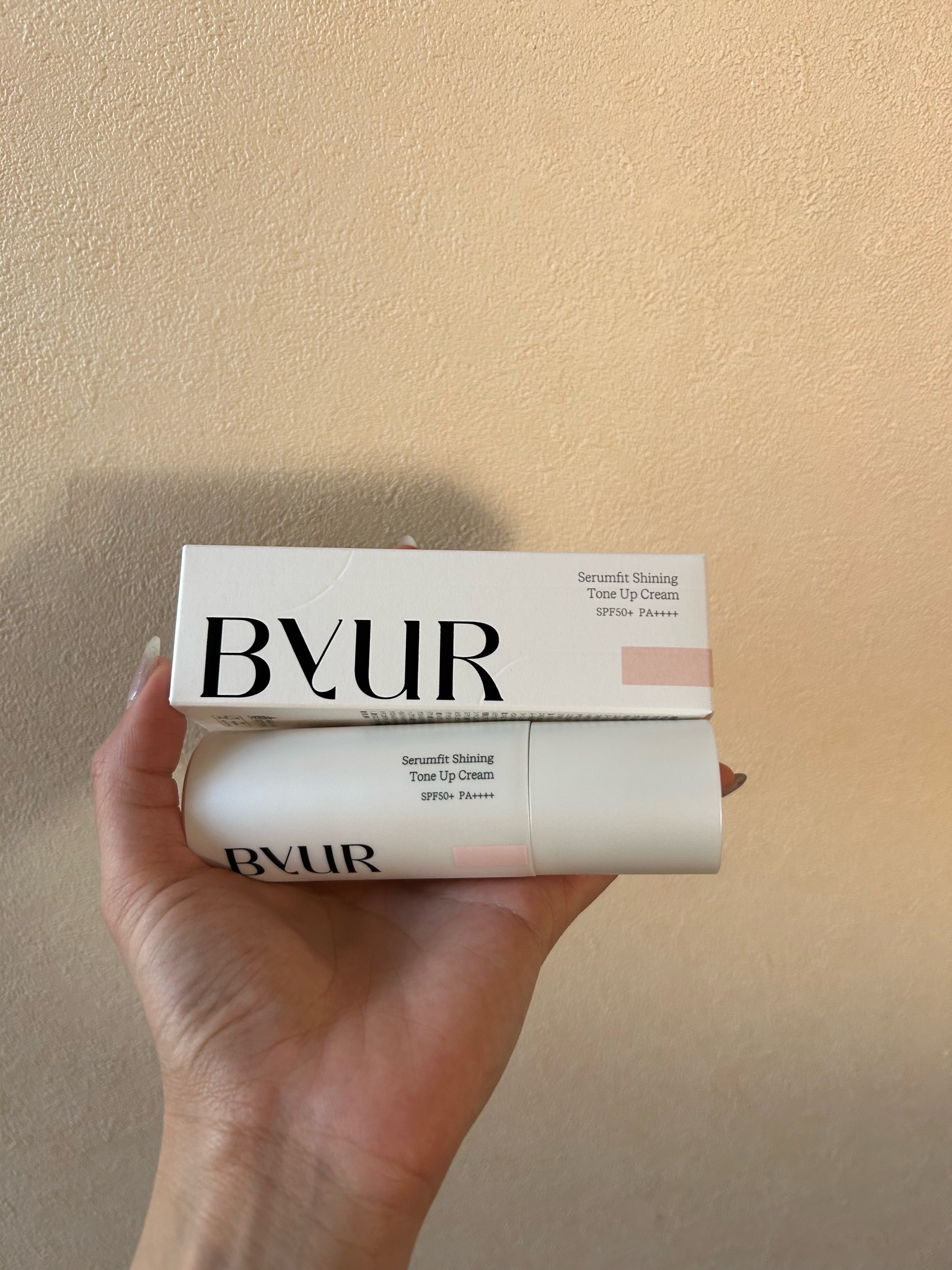 ByUR / バイユア セラムフィット シャイニング トーンアップ