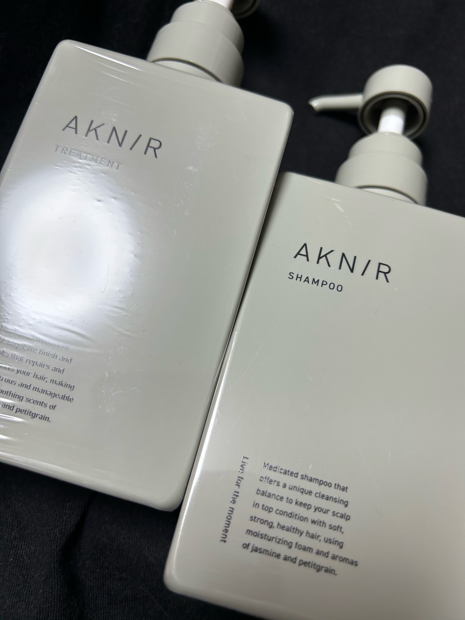 AKNIR(アクニー) / 薬用ヘアシャンプー＆トリートメントの公式