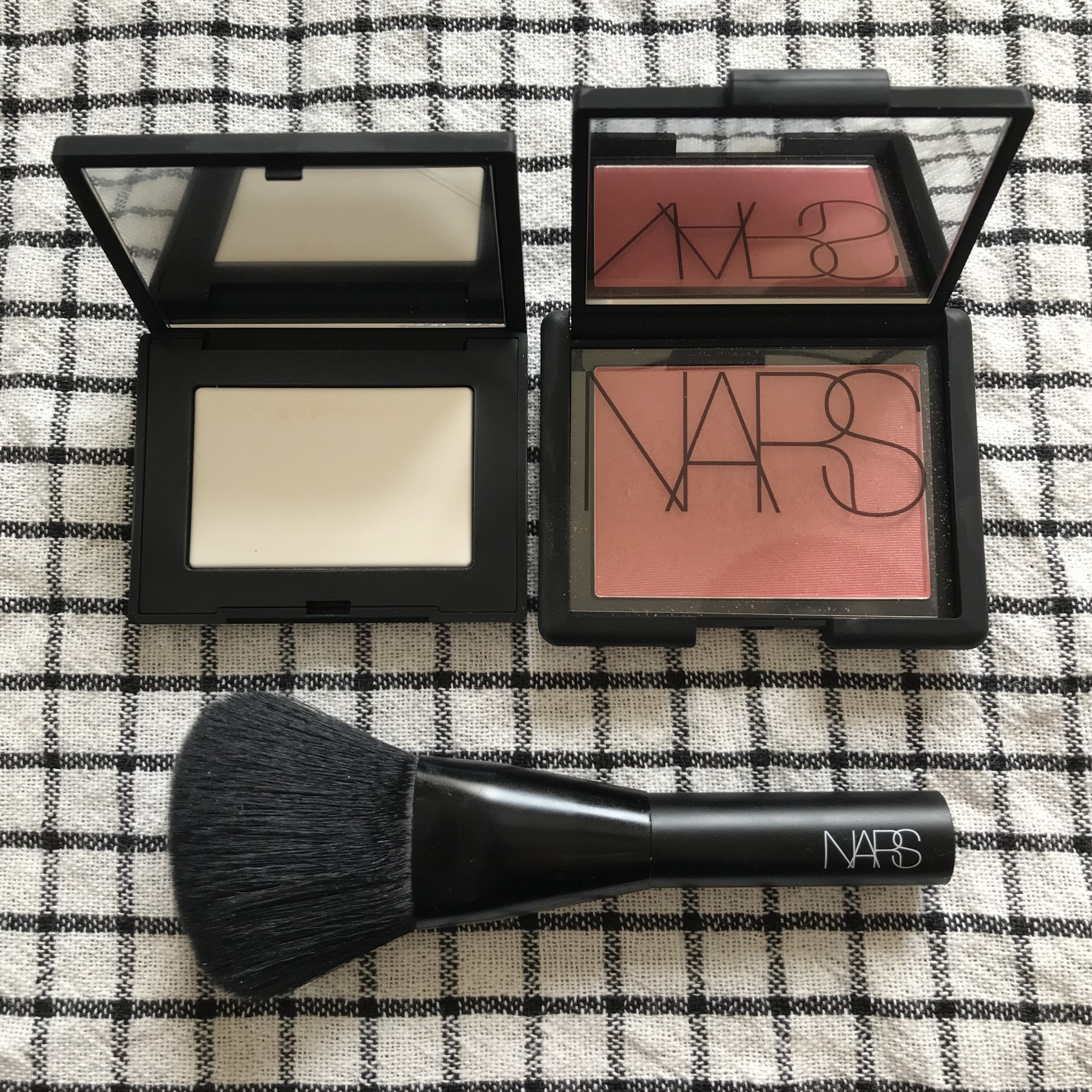 ベースメイク/化粧品NARS オン ザ グロー トラベルチークセット - www