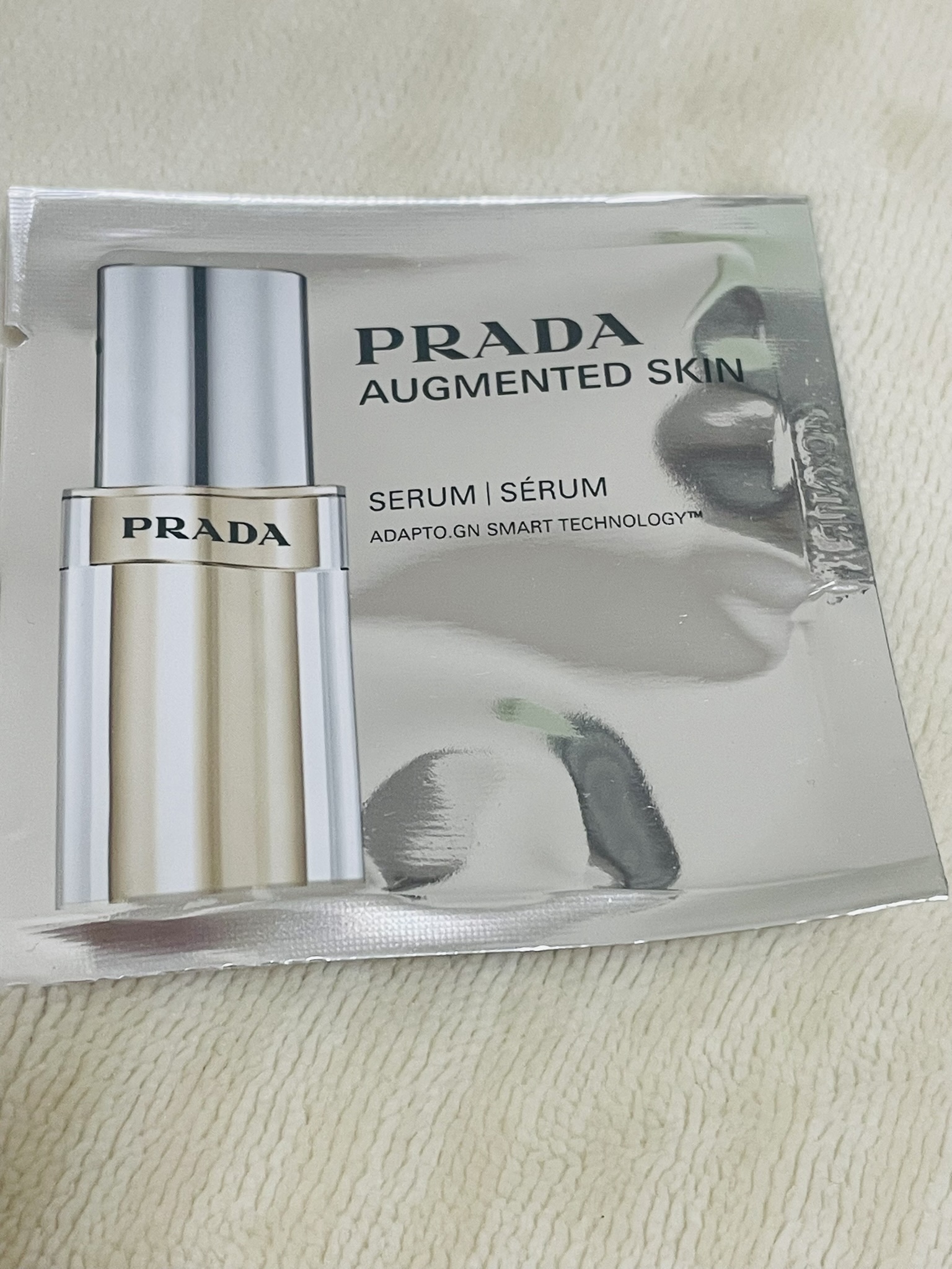 プラダ ビューティ / オーグメンテッド スキン セラムの公式商品