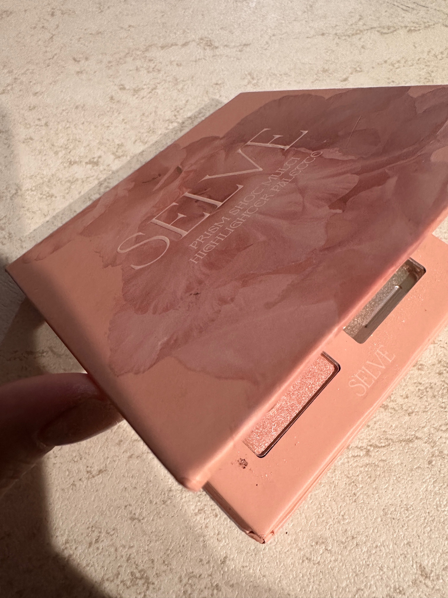 SELVE / プリズムショットマルチハイライトパレットの公式商品