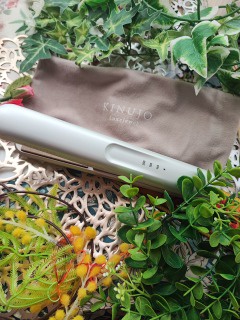 KINUJO / KINUJOコードレスアイロン LuxeJewelの公式商品情報 KINUJO / KINUJOコードレスアイロン LuxeJewelの公式商品情報
