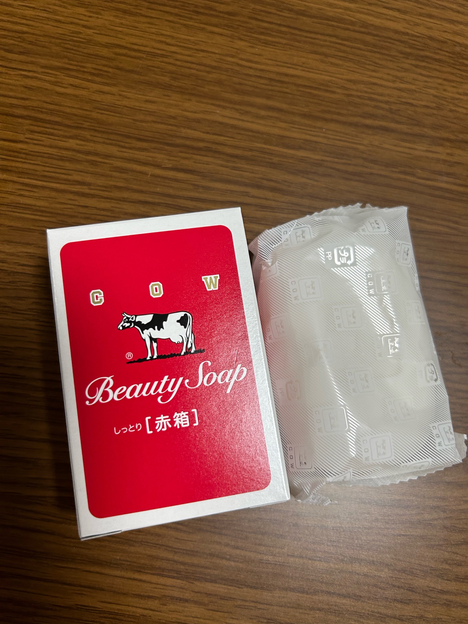 カウブランド / カウブランド 赤箱 (しっとり)の公式商品情報