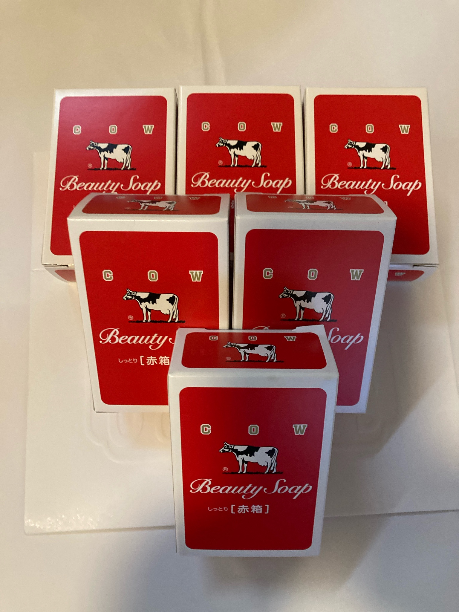 カウブランド / カウブランド 赤箱 (しっとり)の公式商品情報 カウブランド / カウブランド 赤箱 (しっとり)の公式商品情報