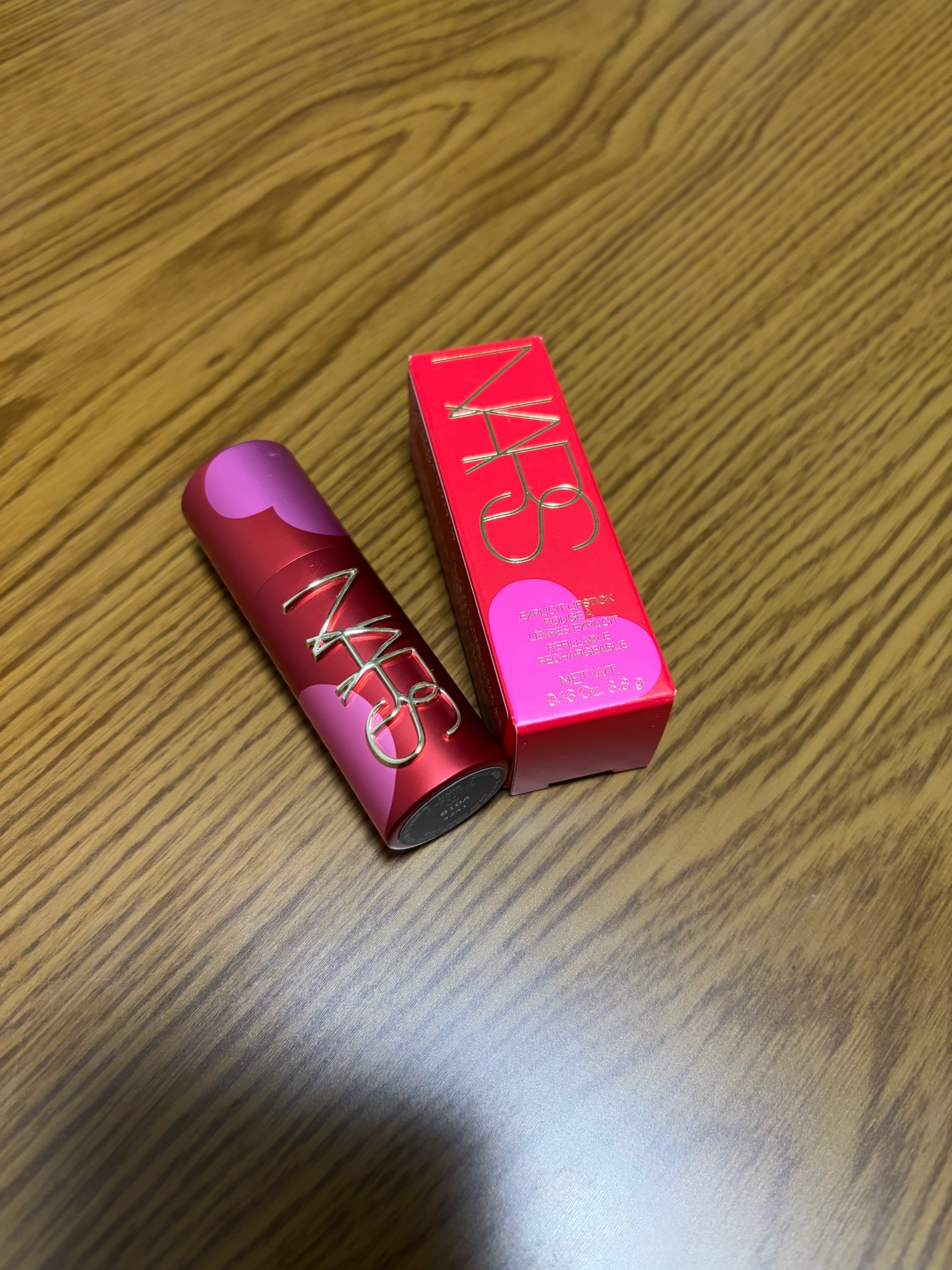 NARS / エクスプリシット リップスティックの公式商品情報｜美容