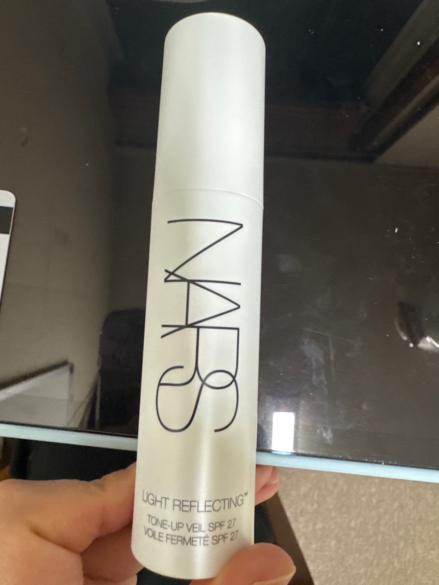 NARS / ライトリフレクティング トーンアップヴェールの公式商品