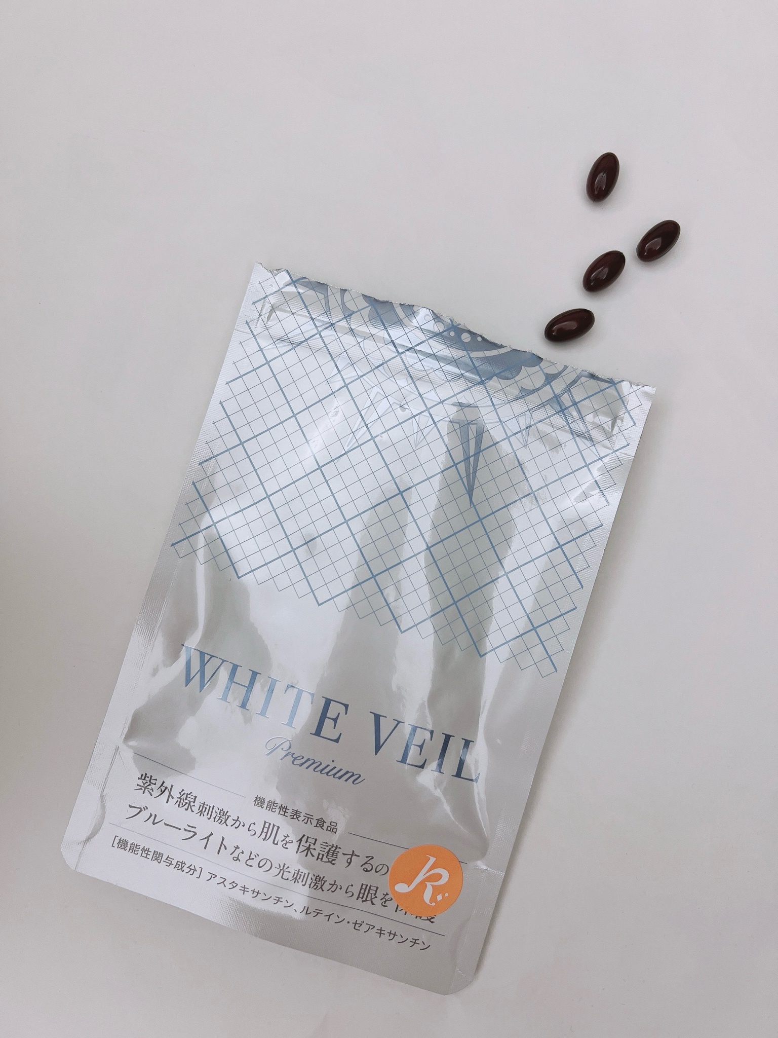 WHITE VEIL | PRODUCT ホワイトヴェール モイスト