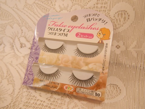ダイソー / つけまつげ 2セットの公式商品情報｜美容・化粧品