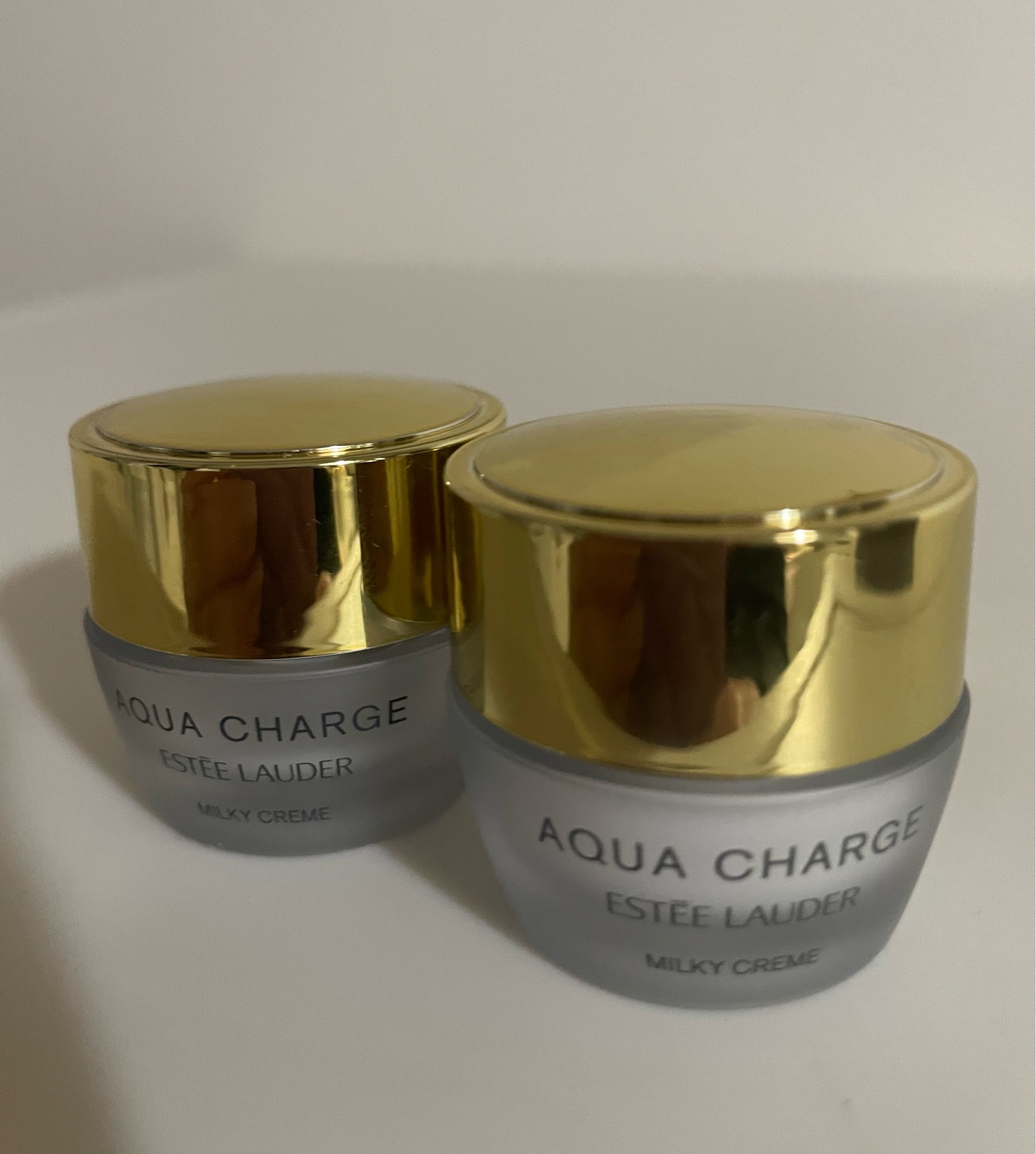 エスティ ローダー / アクア チャージ 薬用 ミルキー クリームの
