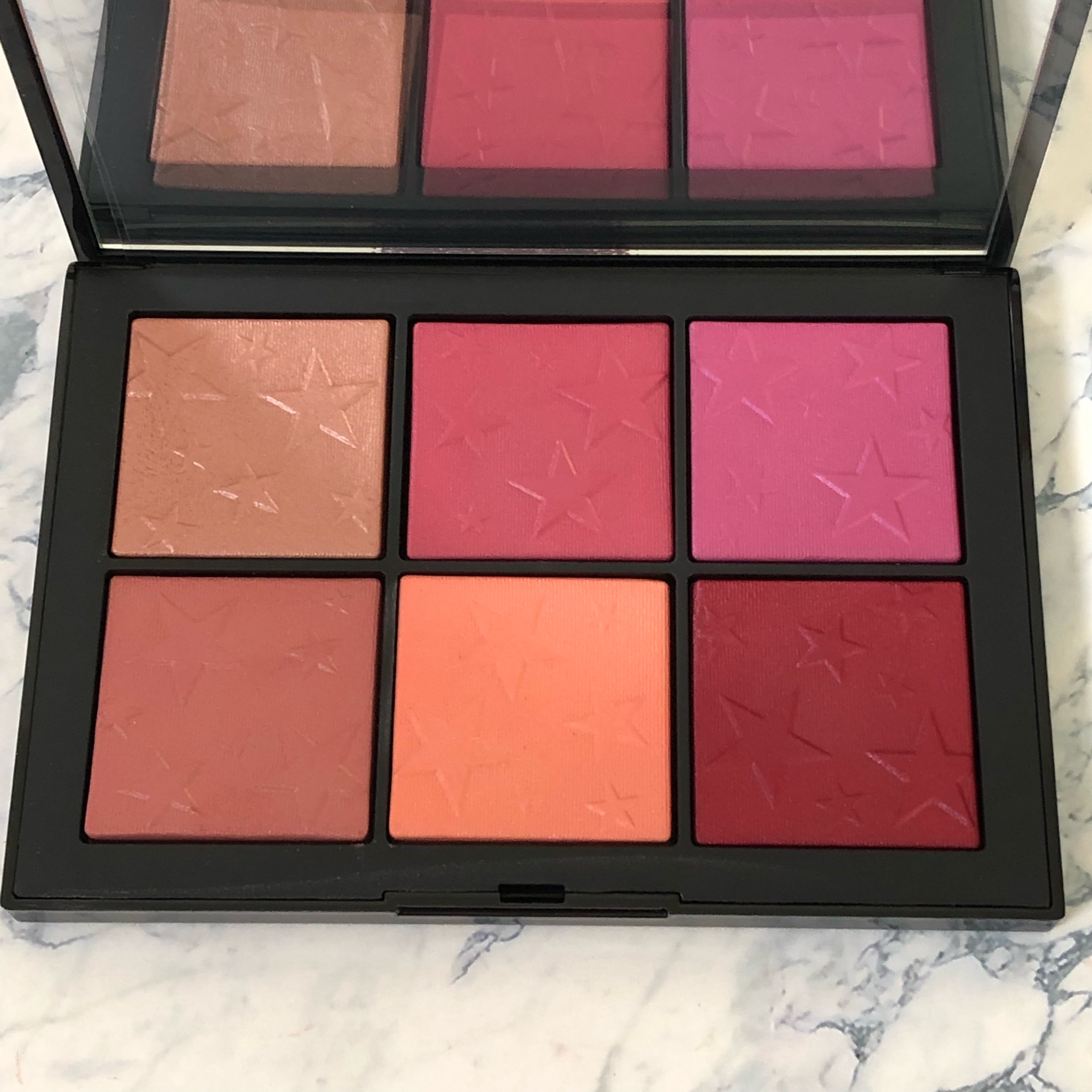 NARS / ライジングスター チークパレットの公式商品情報｜美容・化粧品 