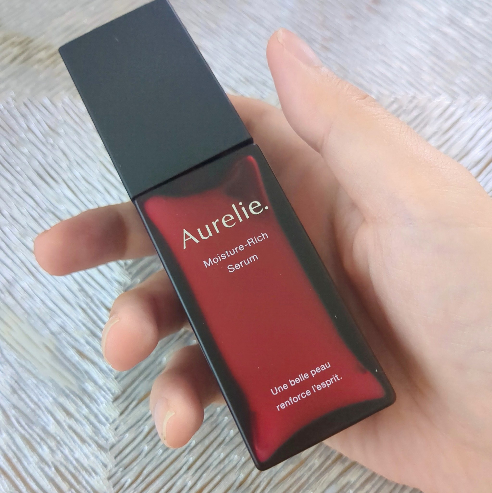 Aurelie. / モイスチャーリッチセラムの公式商品情報｜美容