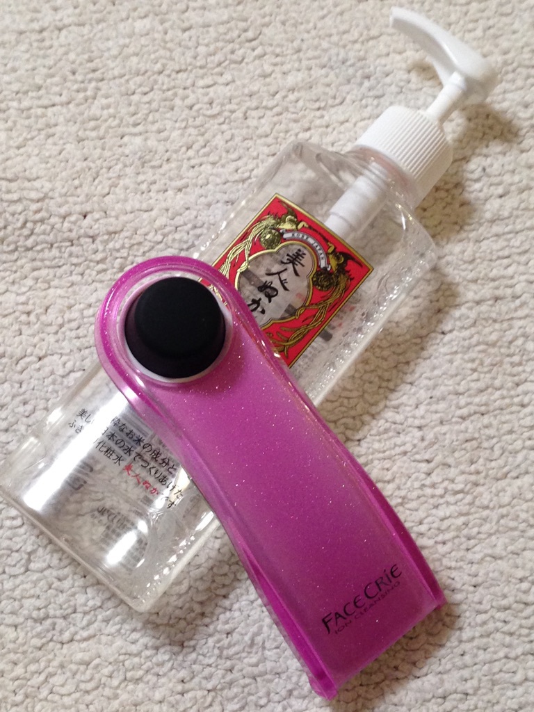 HITACHI(ヒタチ) / イオンクレンジング器 フェイスクリエ NC-550 HITACHI(ヒタチ) / イオンクレンジング器 フェイスクリエ NC-550
