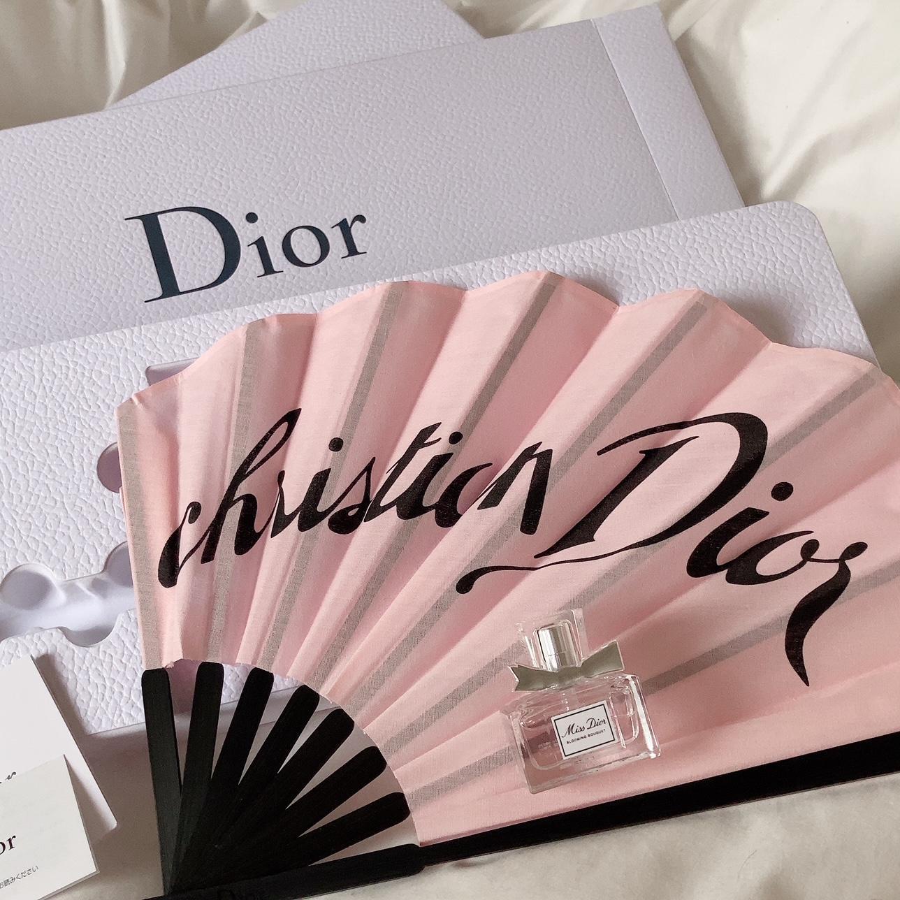 新品登場 ディオール ノベルティ 扇子 Dior zlote-arkady.pl