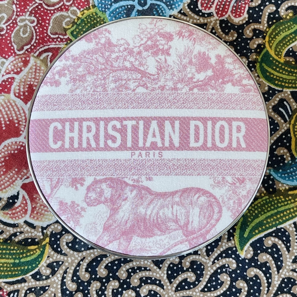 DIOR ディオールスキン フォーエヴァー グロウ ルミナイザー