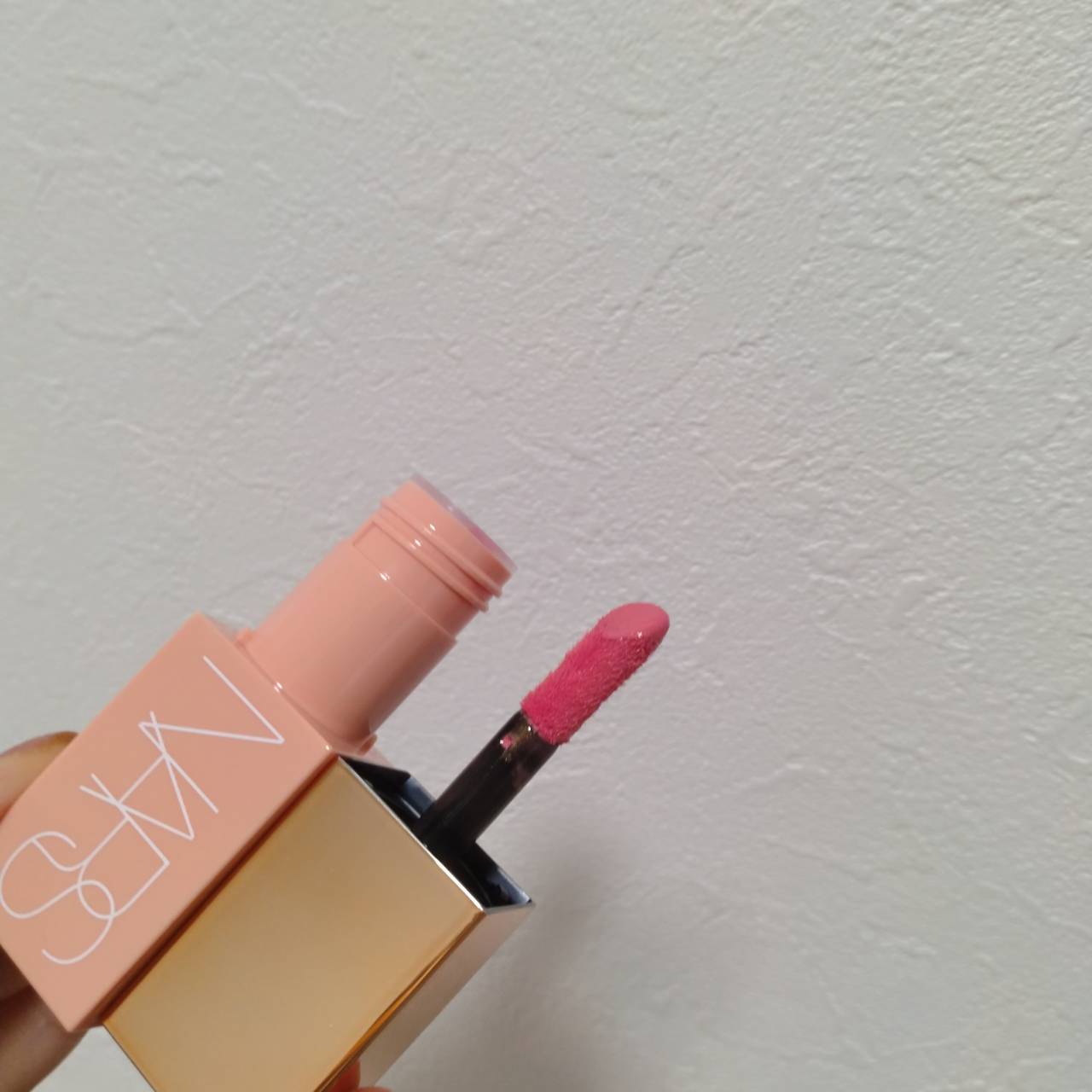 NARS ナーズ　アフターグロー　リキッドブラッシュ　BEHAVE